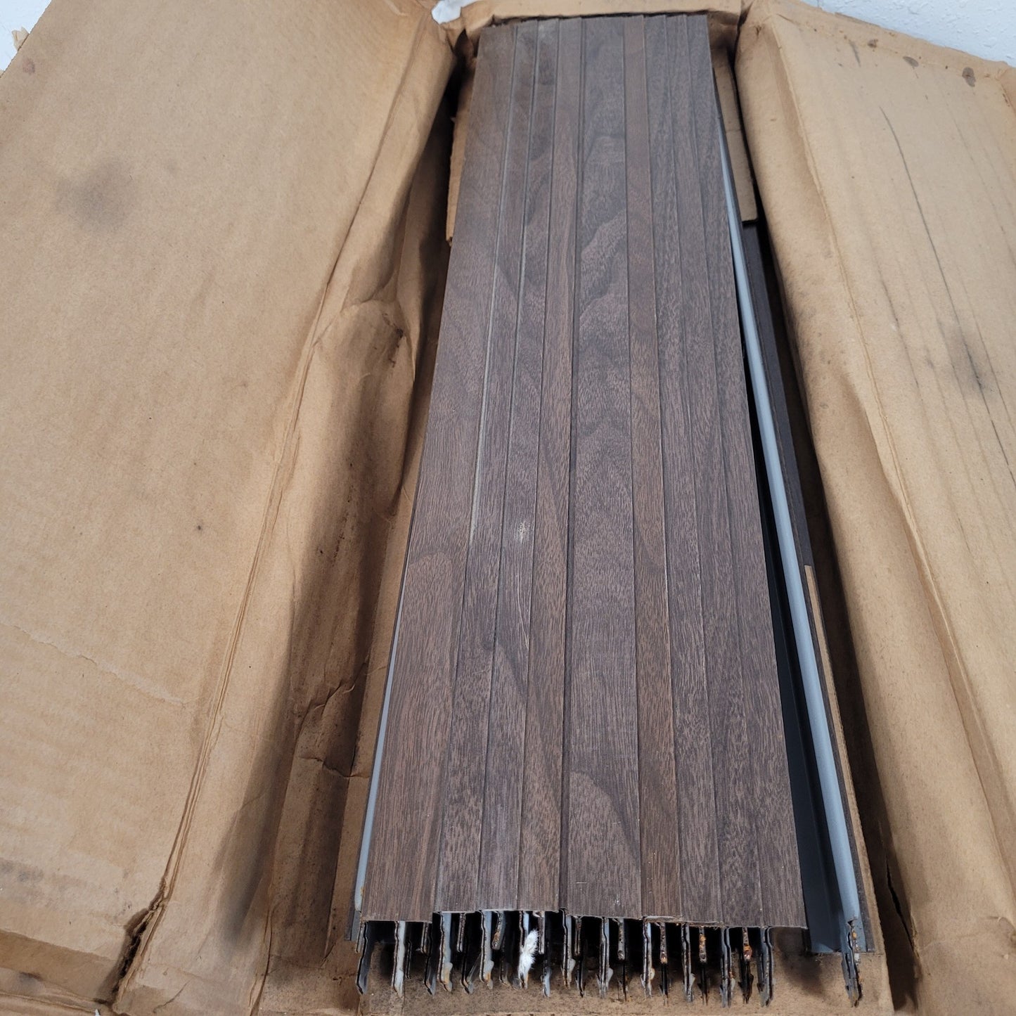 Conwed 89-138 Walnut Grain 2' Big Tee Suspension System Box Of 50 Piece 100 L.F.