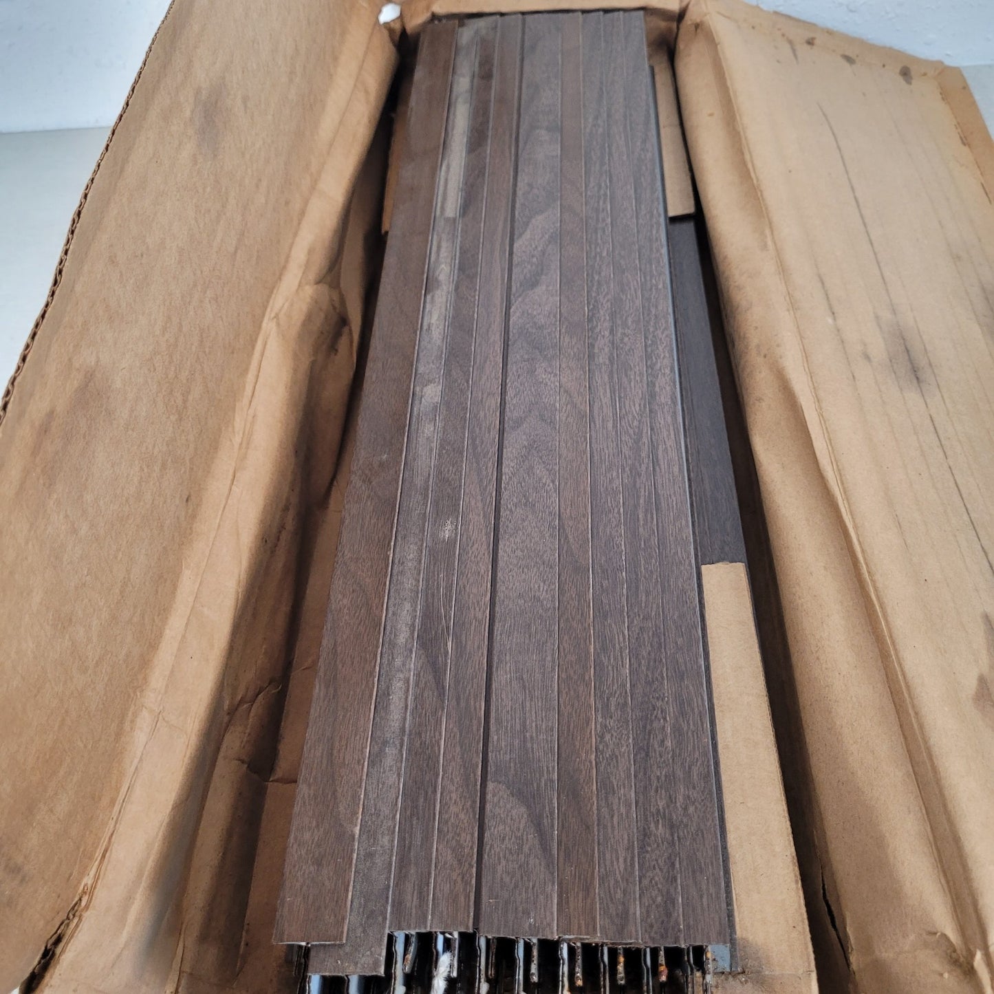 Conwed 89-138 Walnut Grain 2' Big Tee Suspension System Box Of 50 Piece 100 L.F.