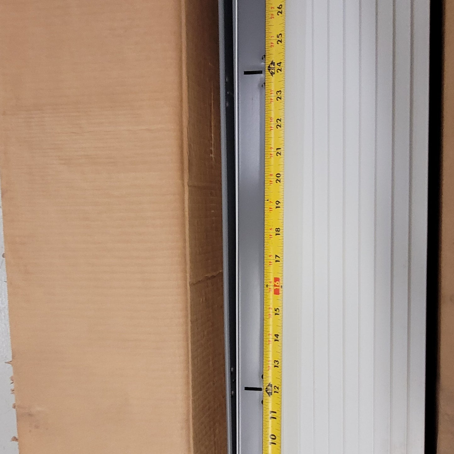 Conwed 89-146 White 4' Drop Ceiling Cross Tee Box Of 50 Piece Steel Framing