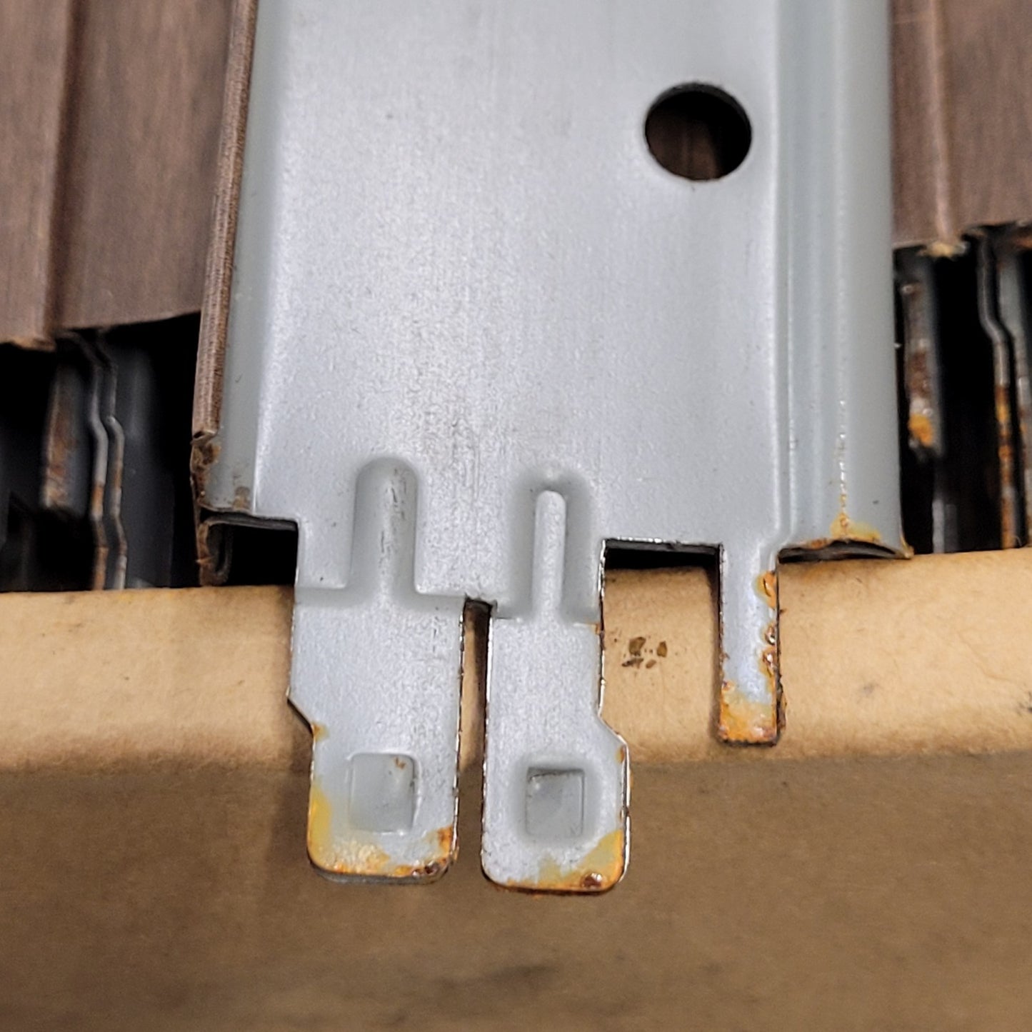 Conwed 89-148 Walnut 4' Drop Ceiling Cross Tee Box Of 50 Piece Steel Framing