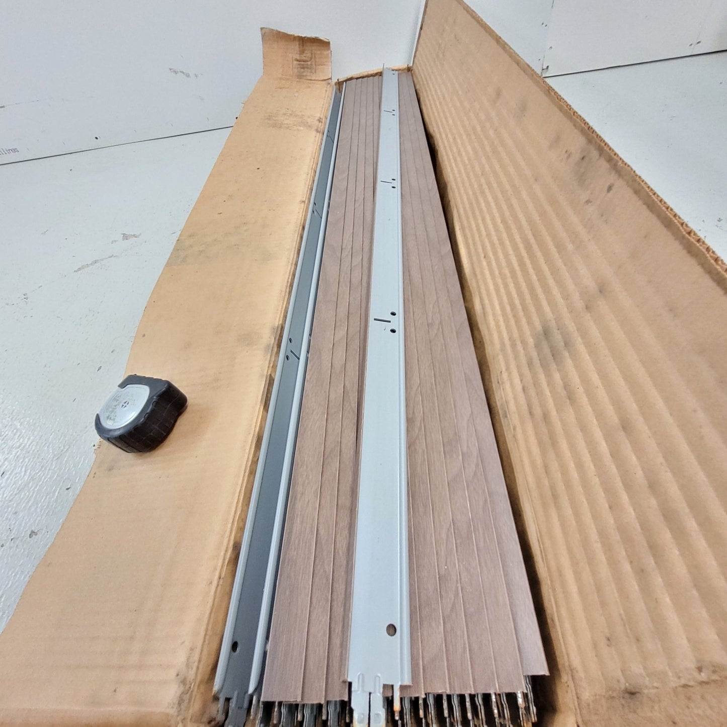 Conwed 89-148 Walnut 4' Drop Ceiling Cross Tee Box Of 50 Piece Steel Framing
