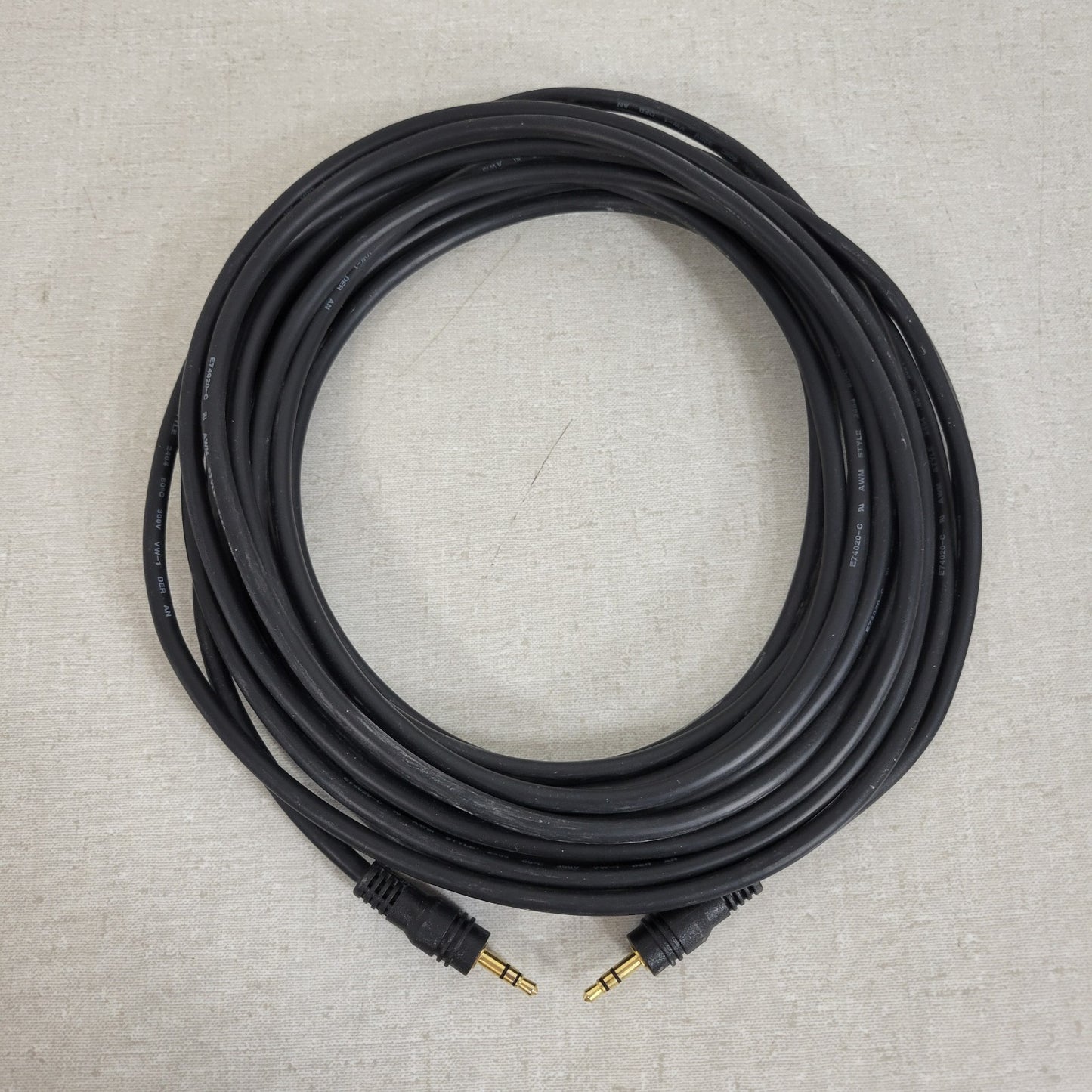 L-Com CTL35MM-25 Stereo Audio Cable Male to Male 25ft 3.5mm Aux Jack Gold Plated