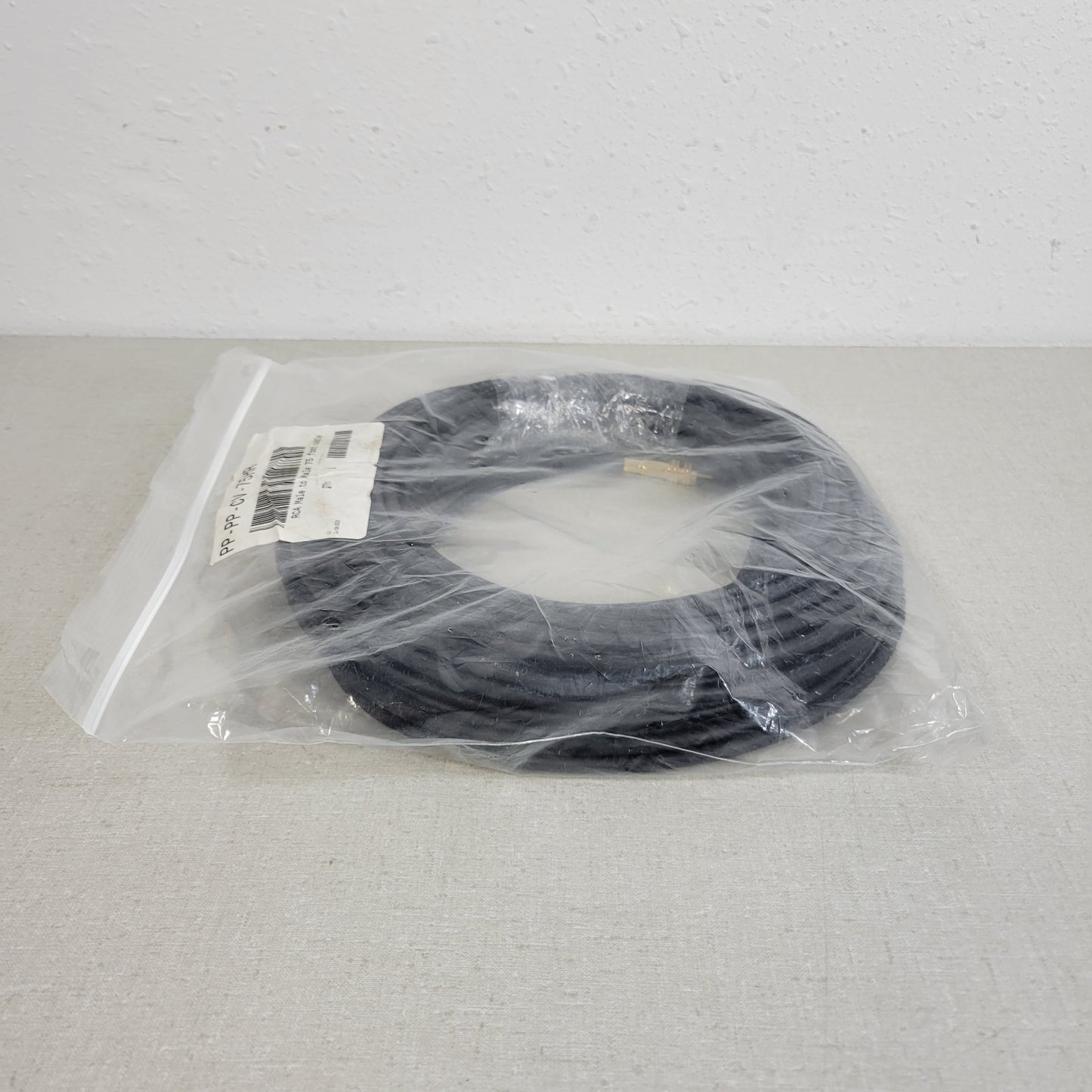 Comprehensive PP-PP-CV-75HR  AV/IT Plenum RCA Male to Male 75' Gold Plated Cable