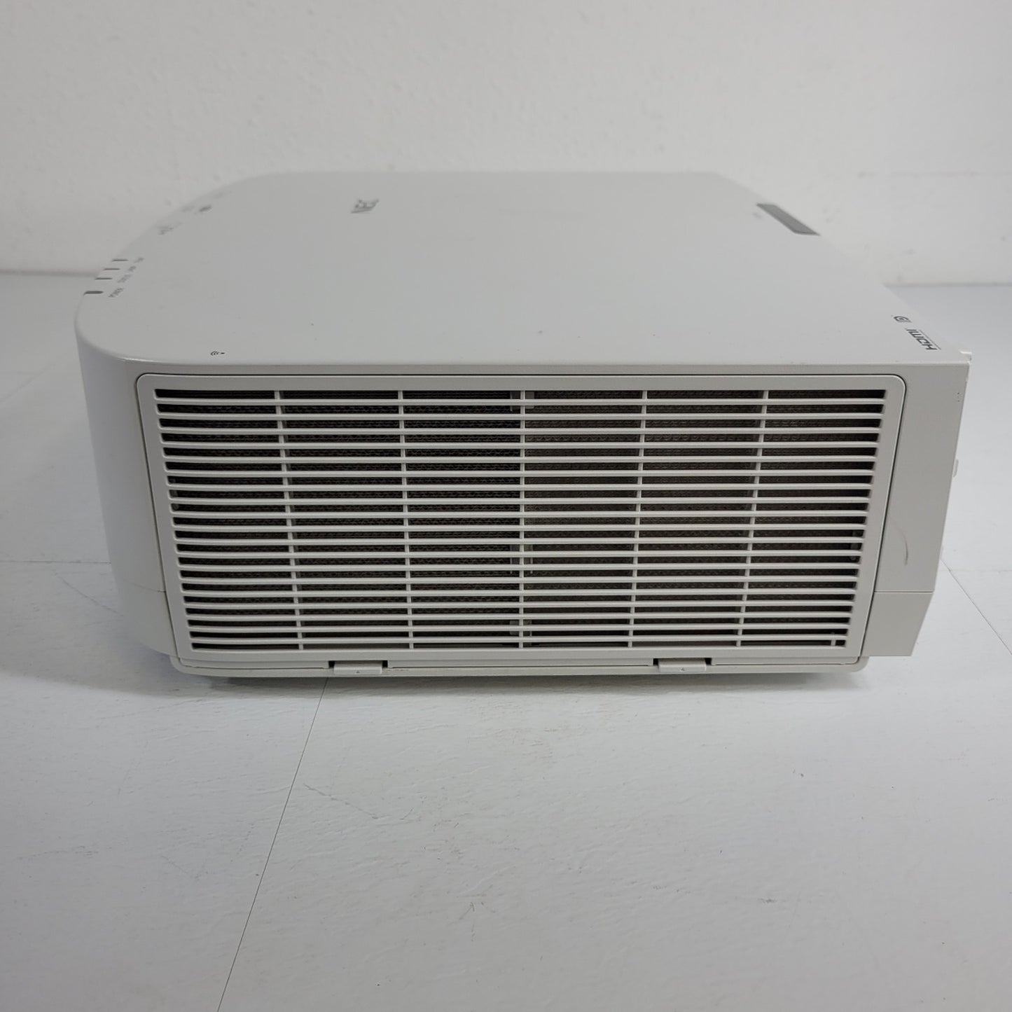 *PARTS* NEC NP-PA500U Projector For Parts Does Not Work Power & Status Flashing