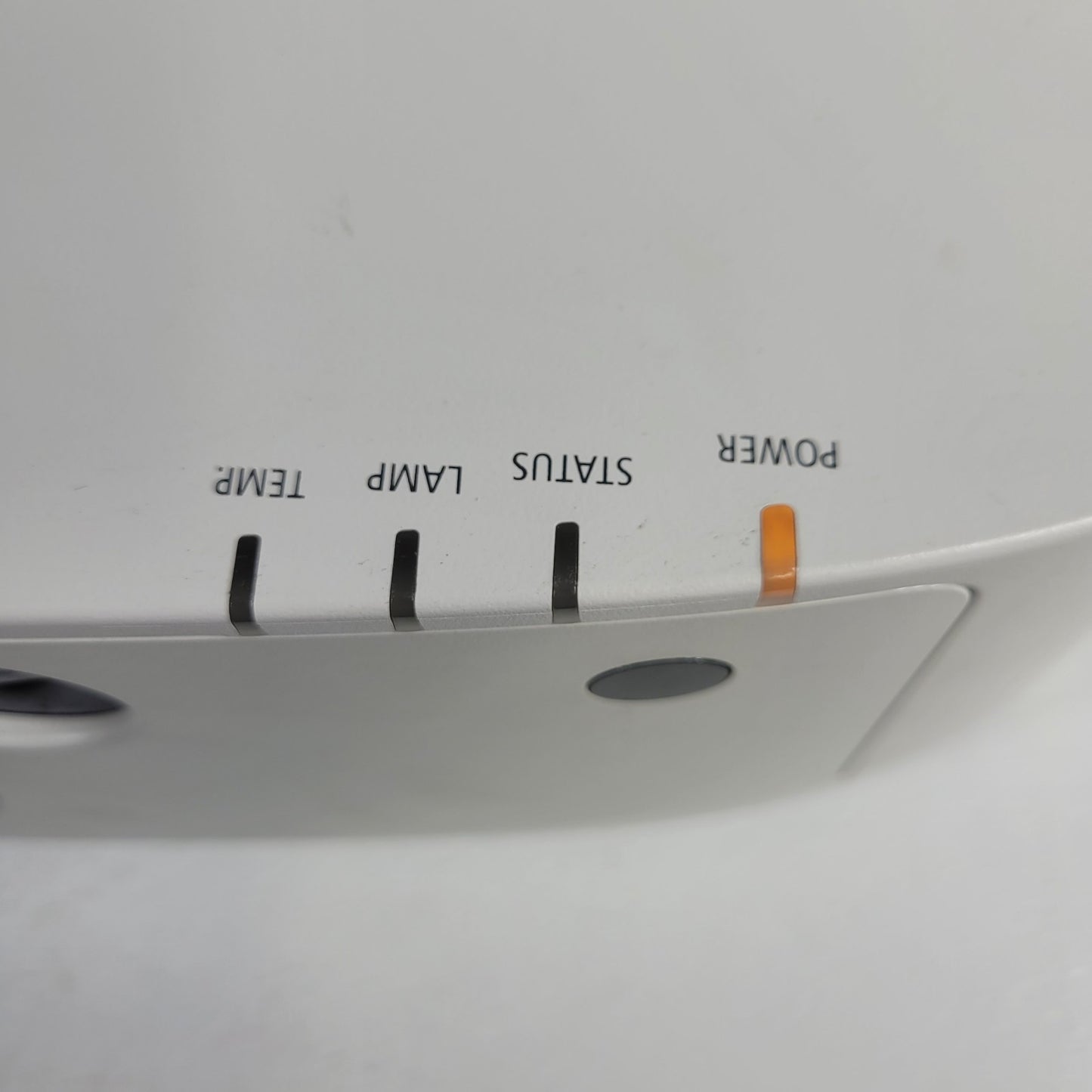 *PARTS* NEC NP-PA500U Projector For Parts Does Not Work Power & Status Flashing