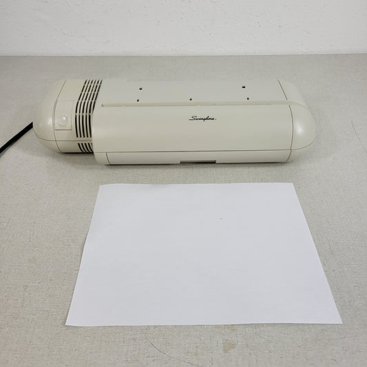 Swingline 525 3-Hole Electric Puncher 20 Sheet Capacity 9/32" Hole Diameter
