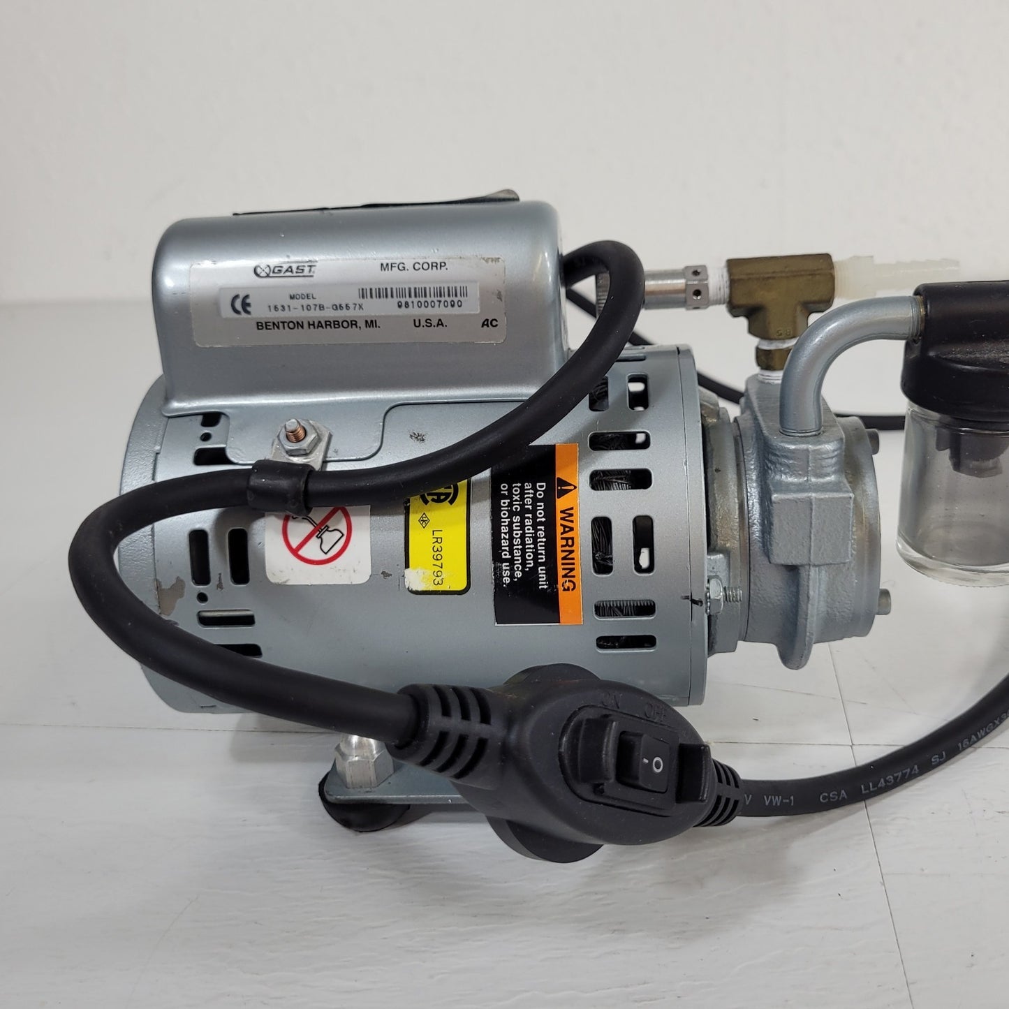 TESTED Thermo Andersen Gast Samplers 10-709 Vacuum Gas Pump 1/10HP 110v 1531-107