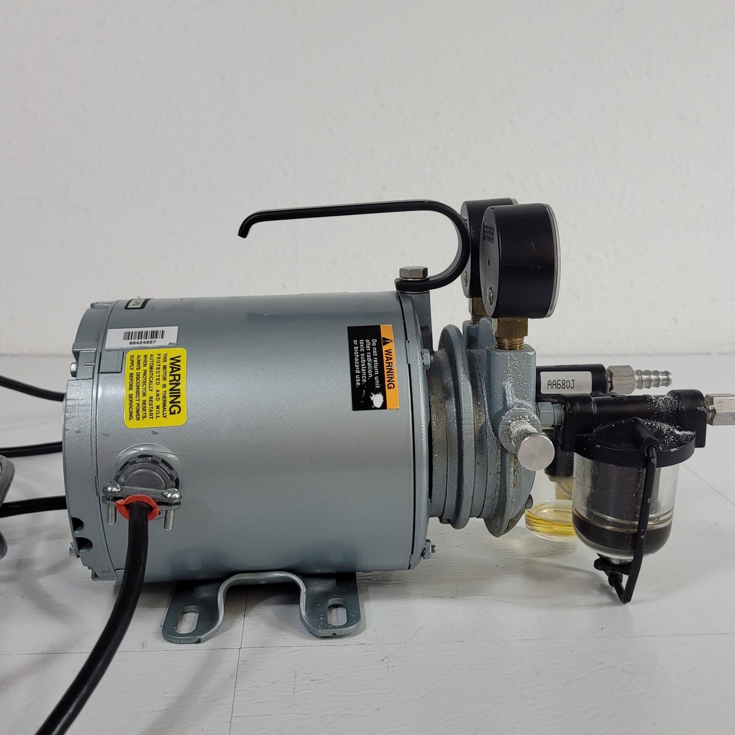 Tested Works Gast G8GCX Air Vacuum Compressor Pump 1/6HP w/ Collection Cups