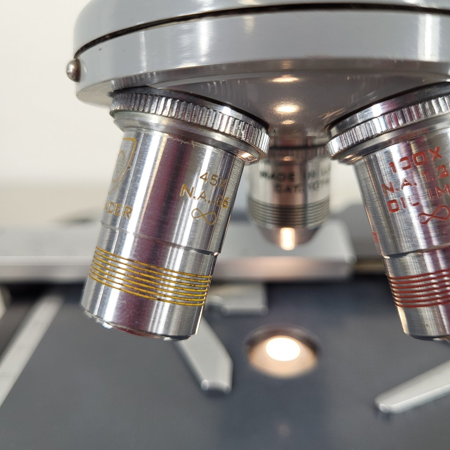 American Optical AO 60.61.62 Fifty Microscope 10x 45x 100x Objective w/ Lamp