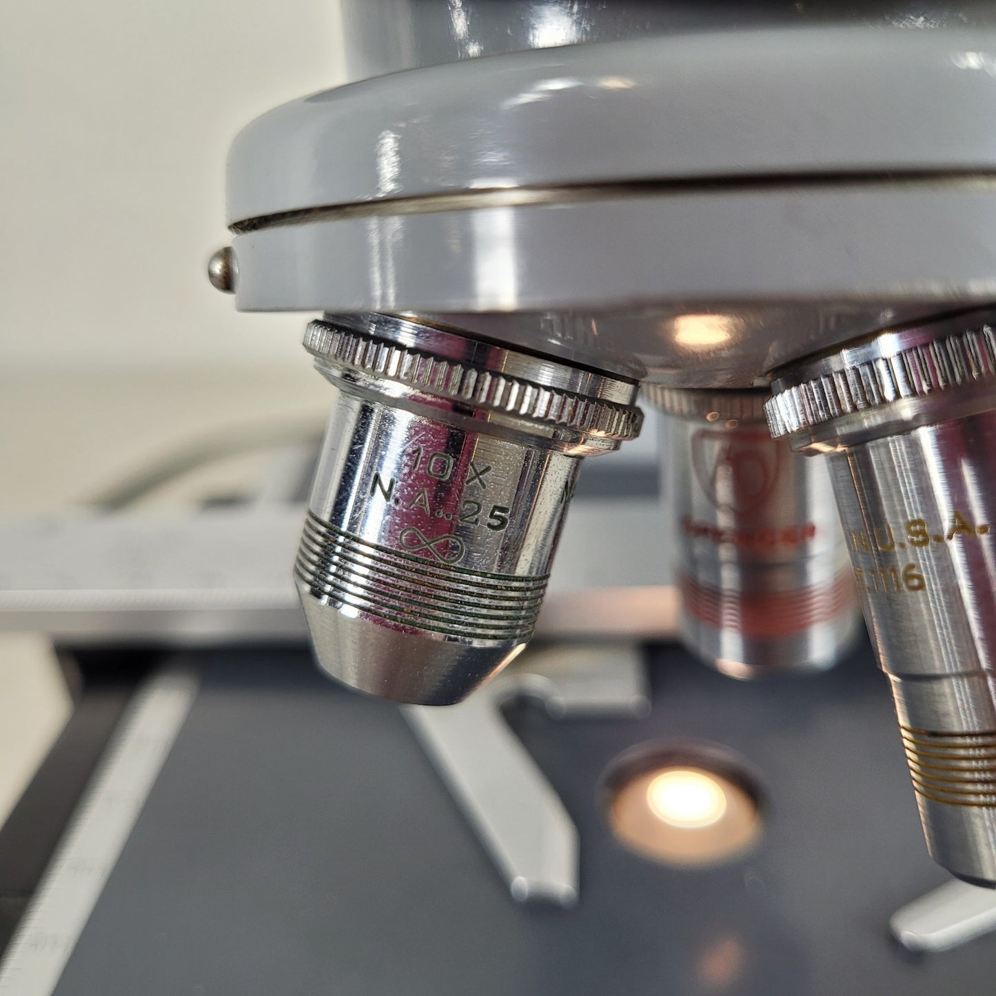 American Optical AO 60.61.62 Fifty Microscope 10x 45x 100x Objective w/ Lamp
