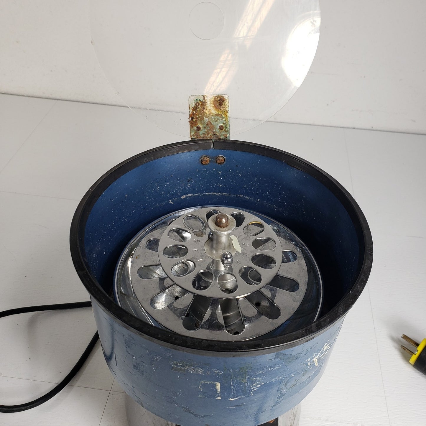 Tested Works Clay Adams CT 1600 Sero-Fuge Centrifuge with 12-Slot Rotor