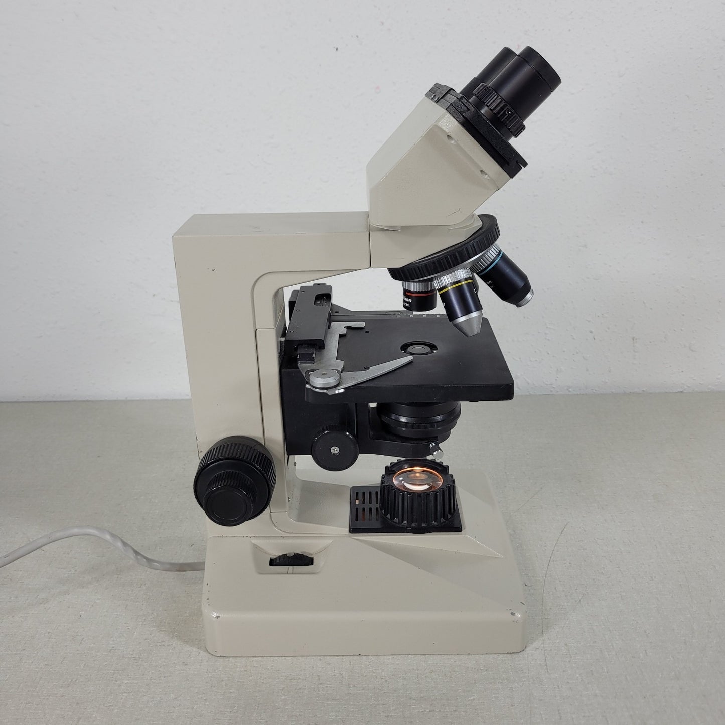 LOADED TESTED Nikon Alphaphot YS-2 Binocular Microscope E4 E10 E40 E100