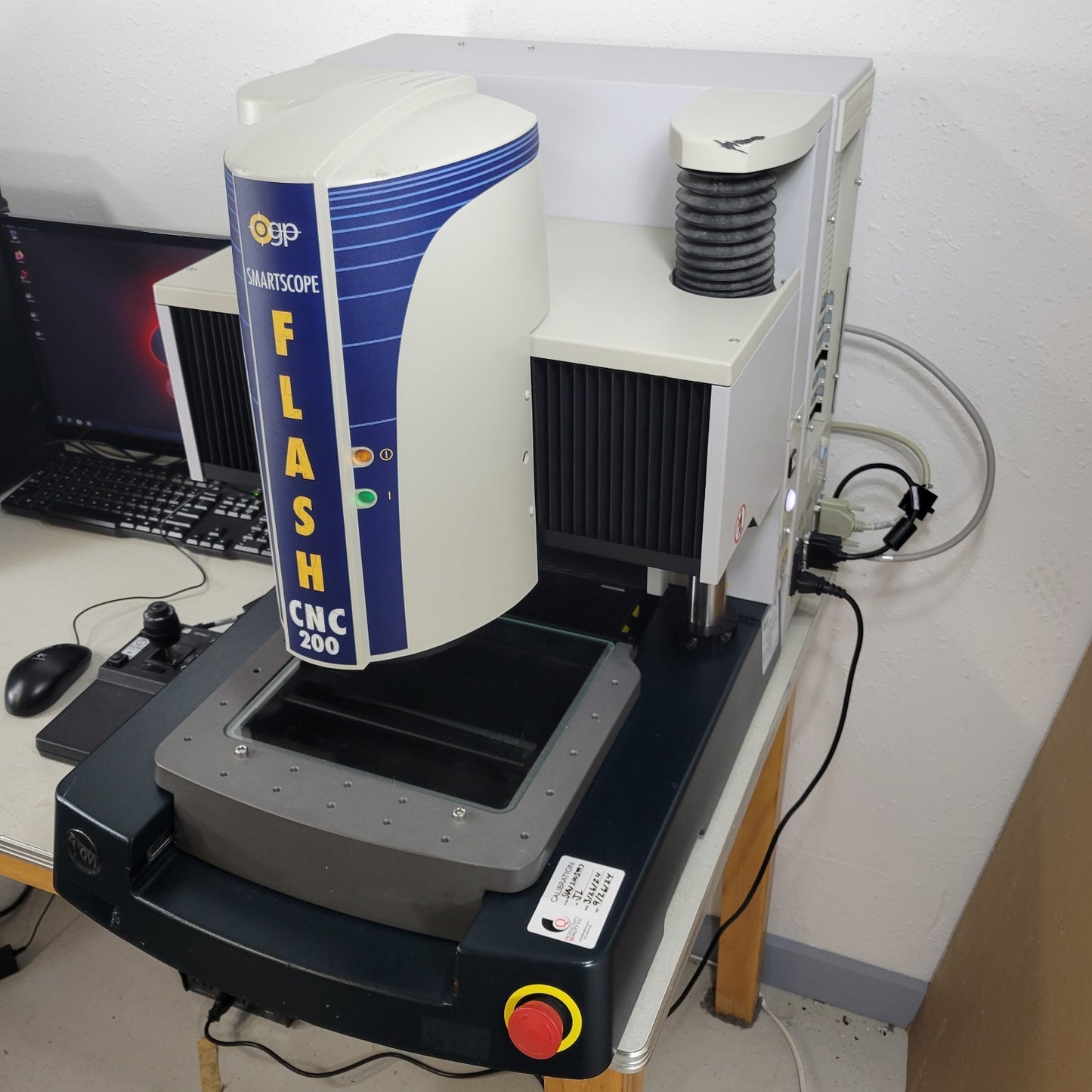 OGP SMARTSCOPE Flash CNC200 Compact Elevating Multisensor Video Metrology System