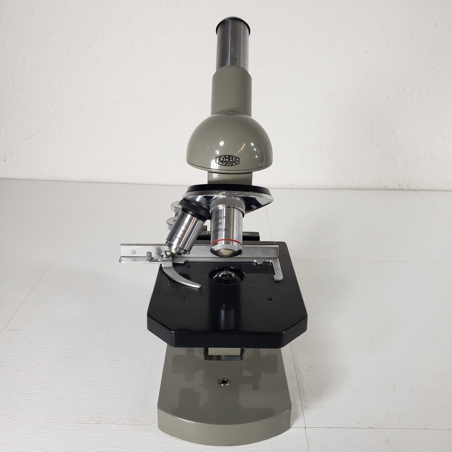 Tested Vintage Olympus Tokyo Monocular Microscope With Illuminator 10X 40X 100X