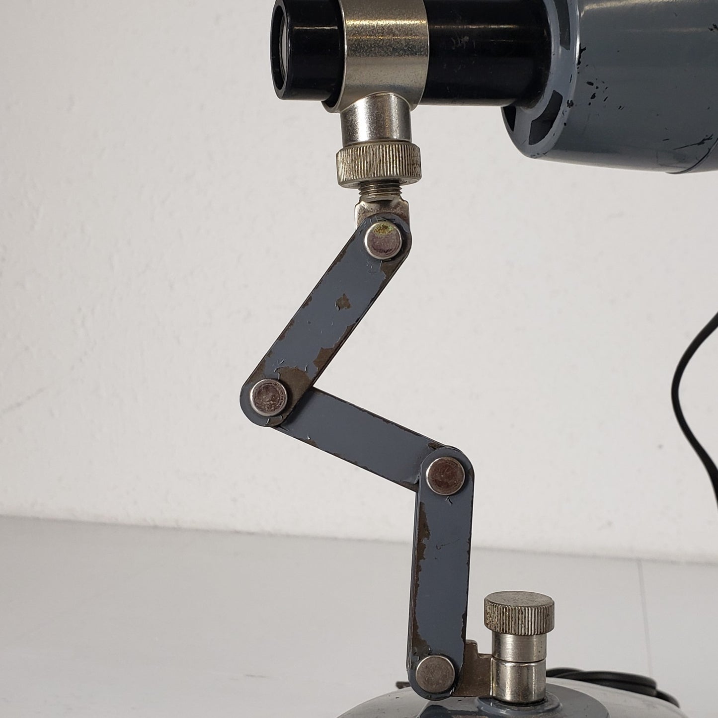 Tested Vintage Olympus Tokyo Monocular Microscope With Illuminator 10X 40X 100X