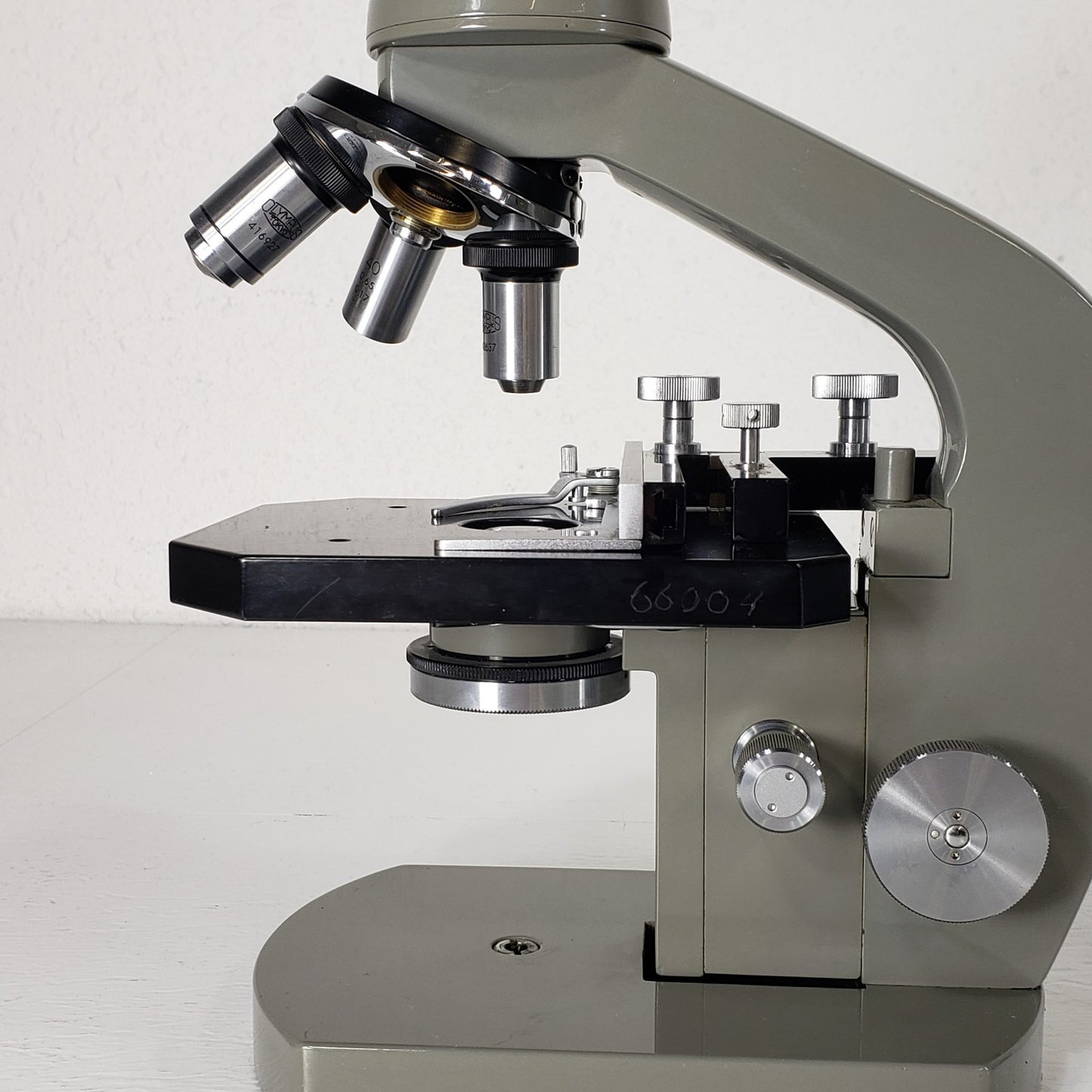 Tested Vintage Olympus Tokyo Monocular Microscope With 10X 40X 100X Objectives