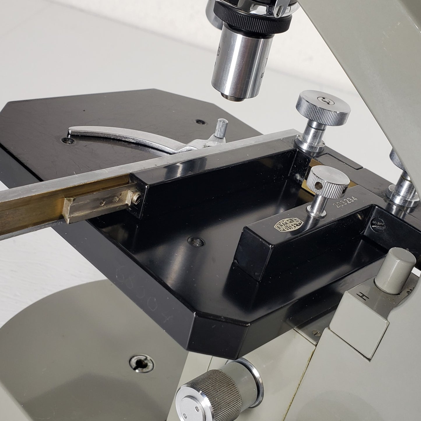 Tested Vintage Olympus Tokyo Monocular Microscope With 10X 40X 100X Objectives