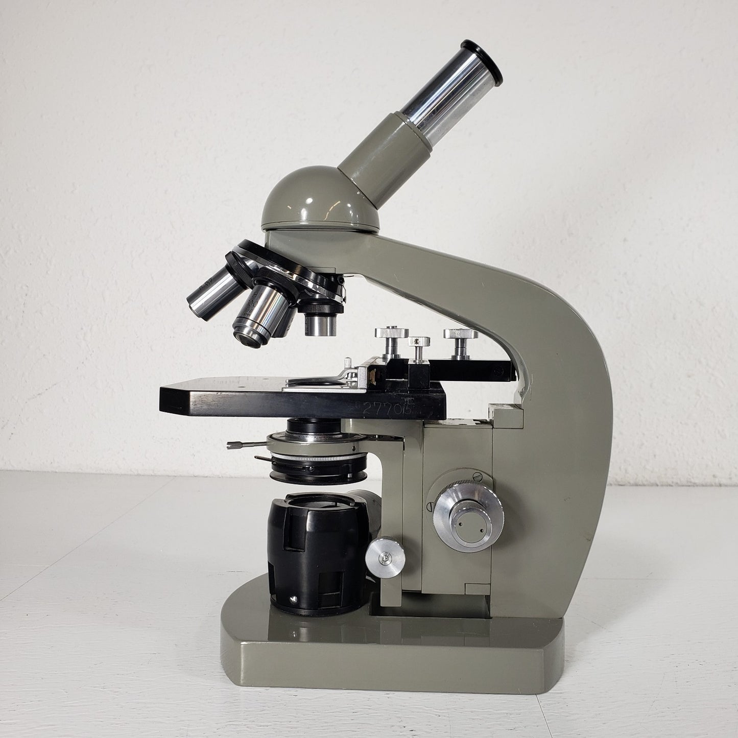 Tested Vintage Olympus Tokyo Monocular Microscope With Illuminator & Objectives