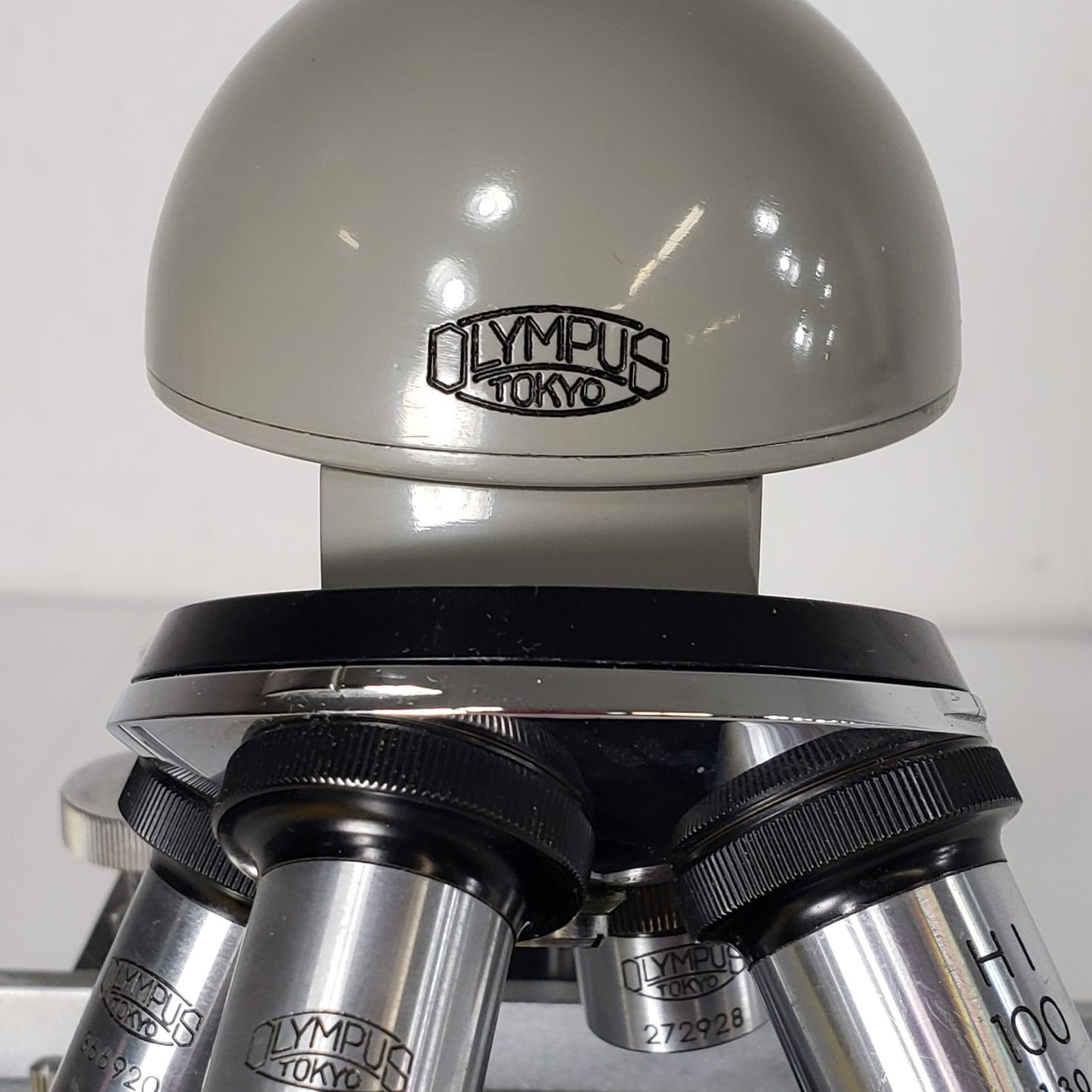 Tested Vintage Olympus Tokyo Monocular Microscope With Illuminator & Objectives