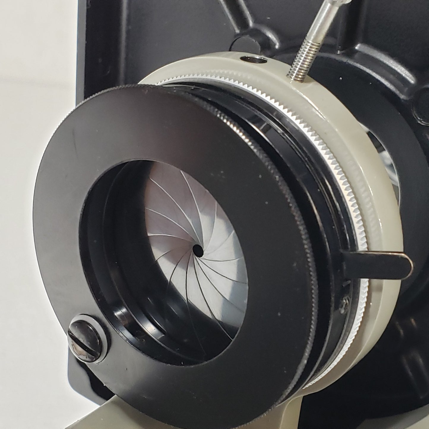 Tested Vintage Olympus Tokyo Monocular Microscope With Illuminator & Objectives