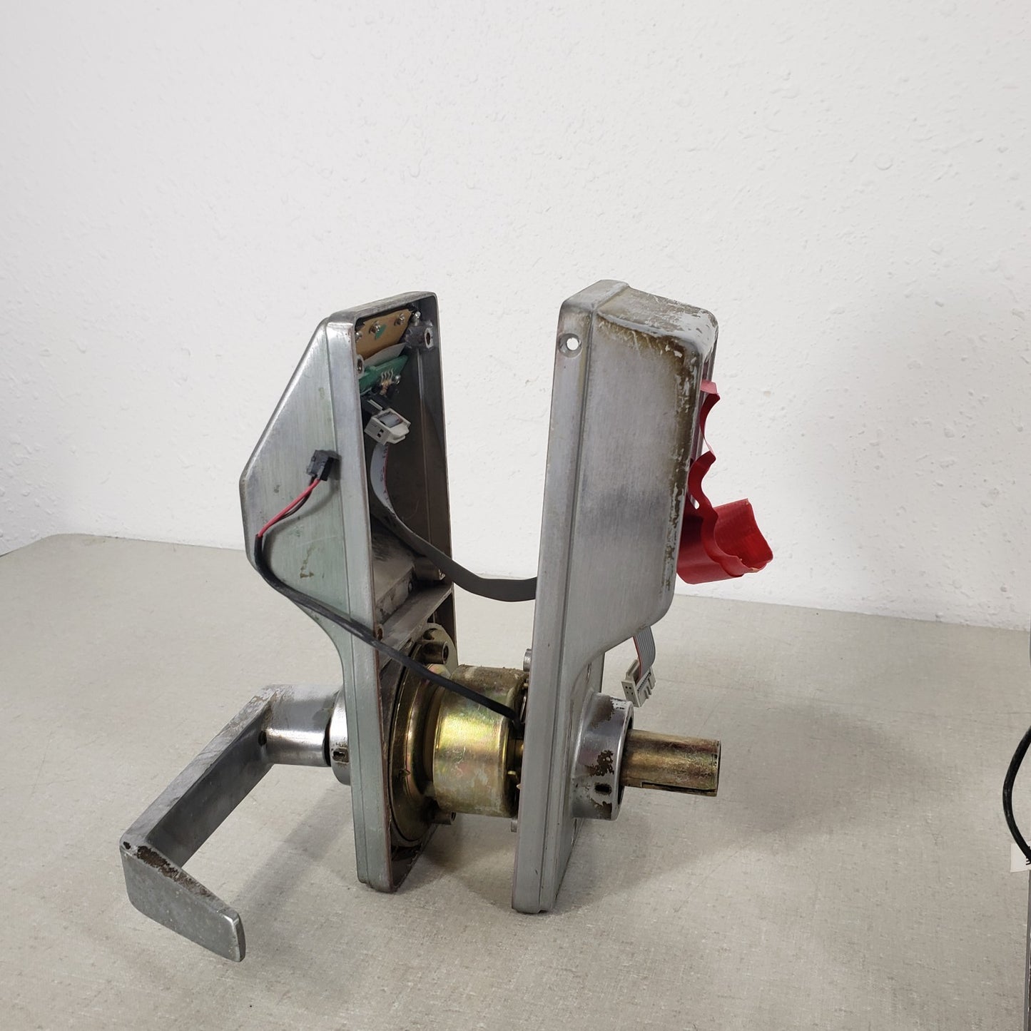Trilogy DL2700 Parts Lot Door Handles Keypads Backplates Latches Strike Plate