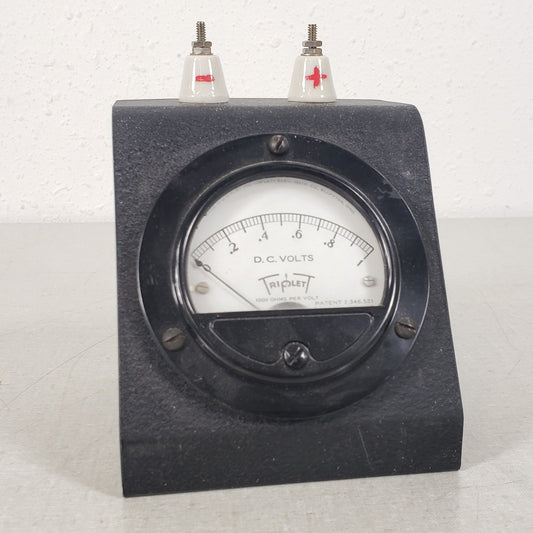 Vintage Tripplet 321 D.C Volt Meter 0-1 1000 OHMS Per Volt Metal Housing