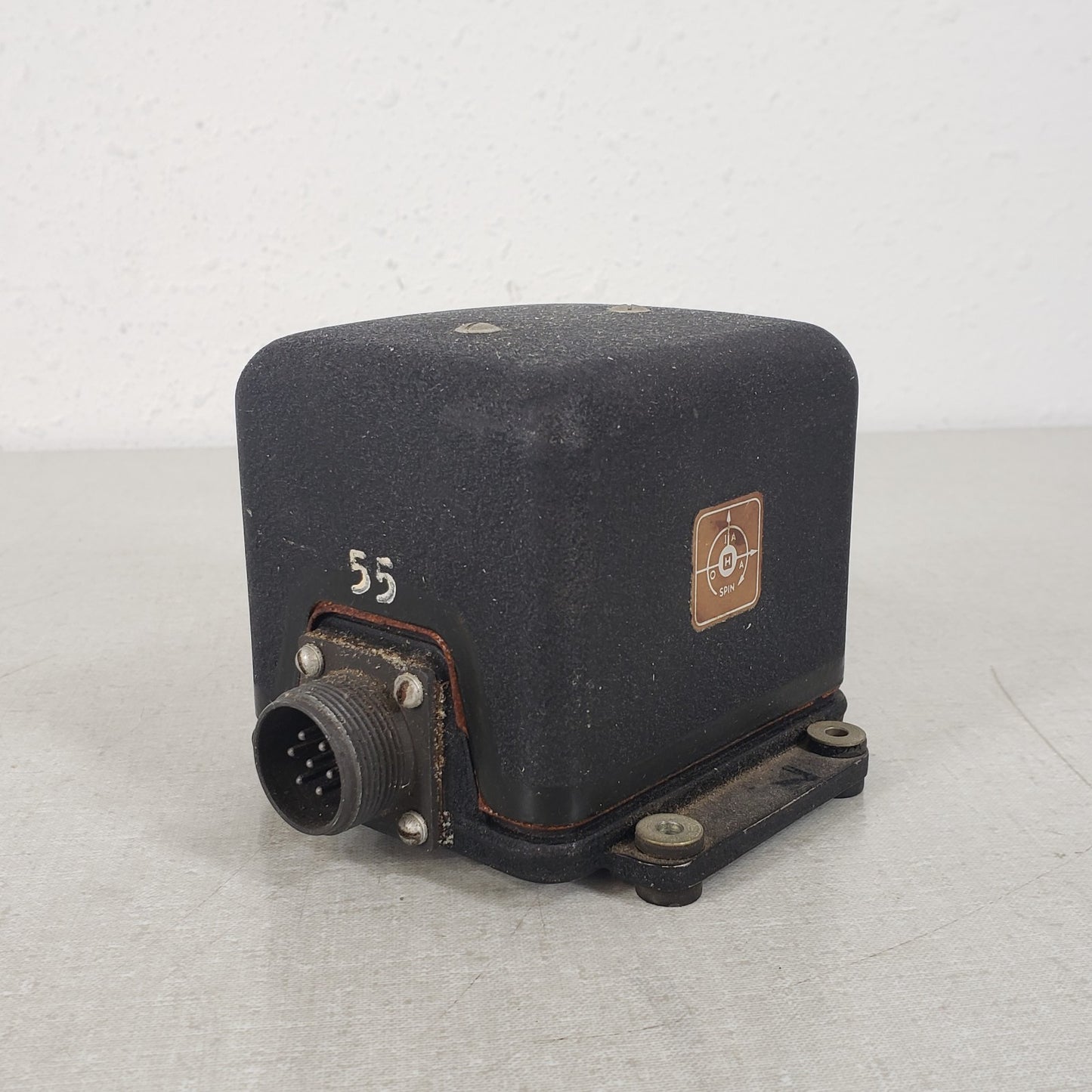 Vintage Honeywell 332G-2 JG005A-18 Roll Rate Gyro Single Axis Circular Multi Pin