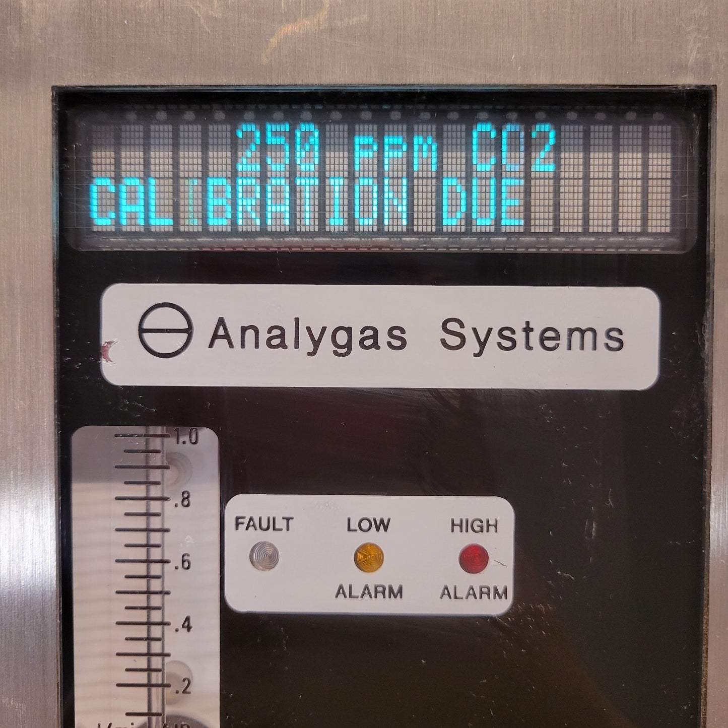 Analygas 73 Single Point Sample Drawing Gas Monitor Carbon Dioxide CO2 Analyzer