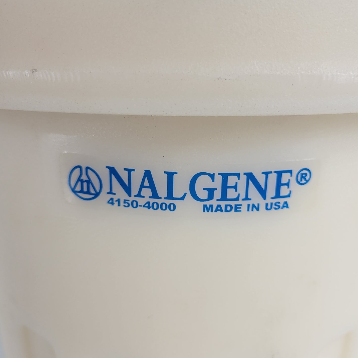 Nalgene 4150-4000 Benchtop Dewar Flask Double Walled 4L Vessel w Foam Insulation