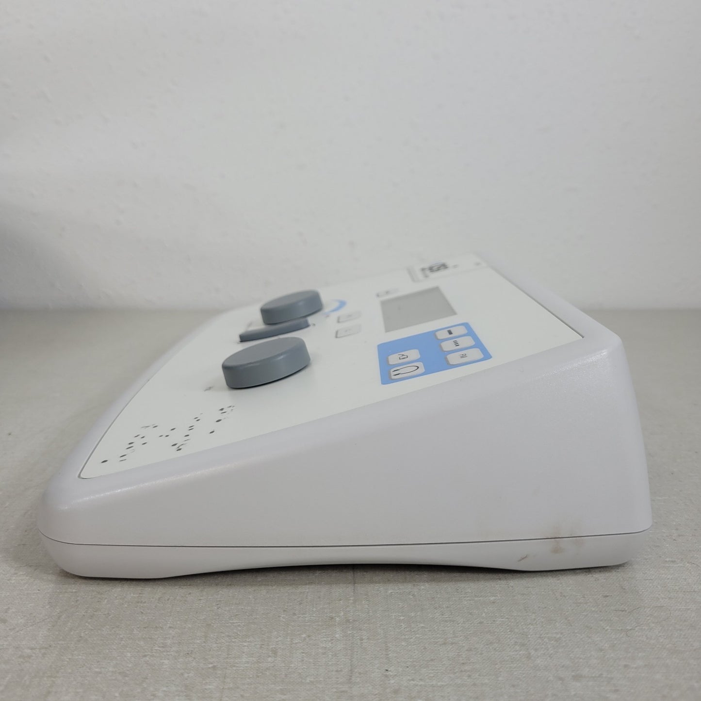 TESTED WORKS Grason Stadler GSI 18 Audiometer DC Power Brick Headphones Hearing