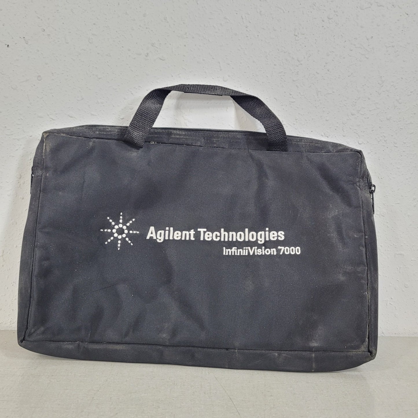 Agilent Soft Accessory Carrying Case For InfiniiVision 7000 Oscilloscope N2733A
