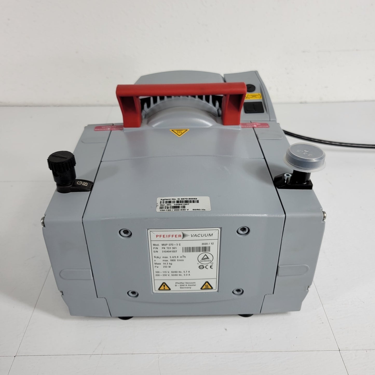 TESTED 1 mBar/750 mTorr Pfeiffer MVP 070-3 C Diaphragm Dry Vacuum Pump Corrosive
