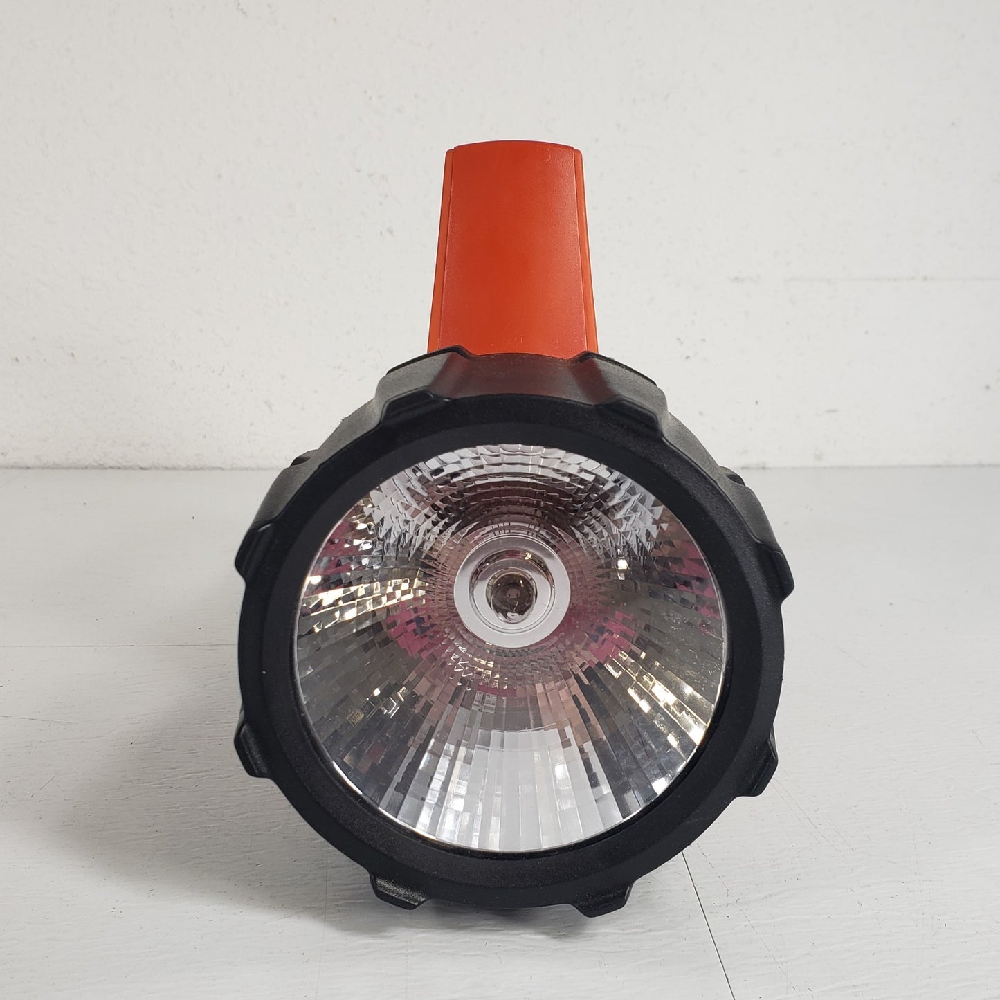 Black & Decker Flashlight Beam Lantern Attached Variable Stand Orange