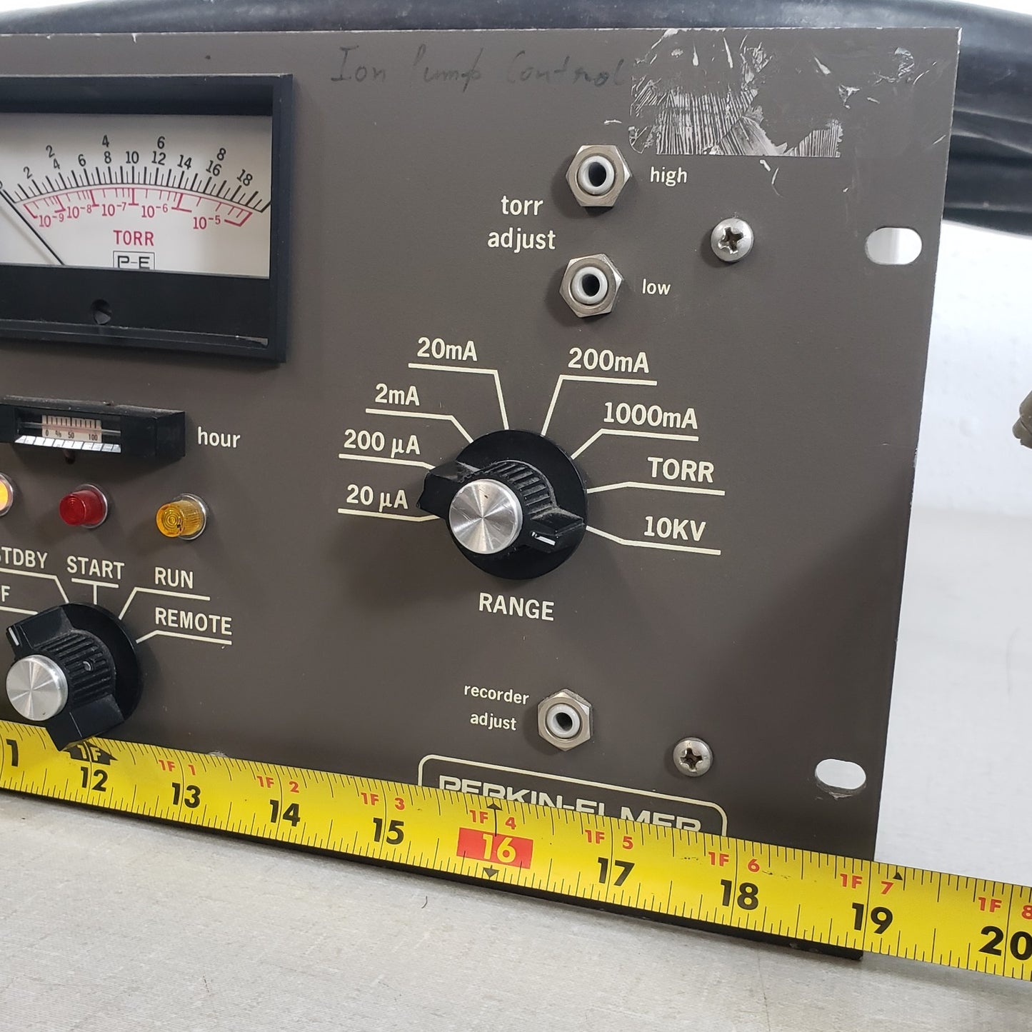 Perkin-Elmer 1001594 BoostiVac Ion Pump Control Ultra High Vacuum UHV Power Supp