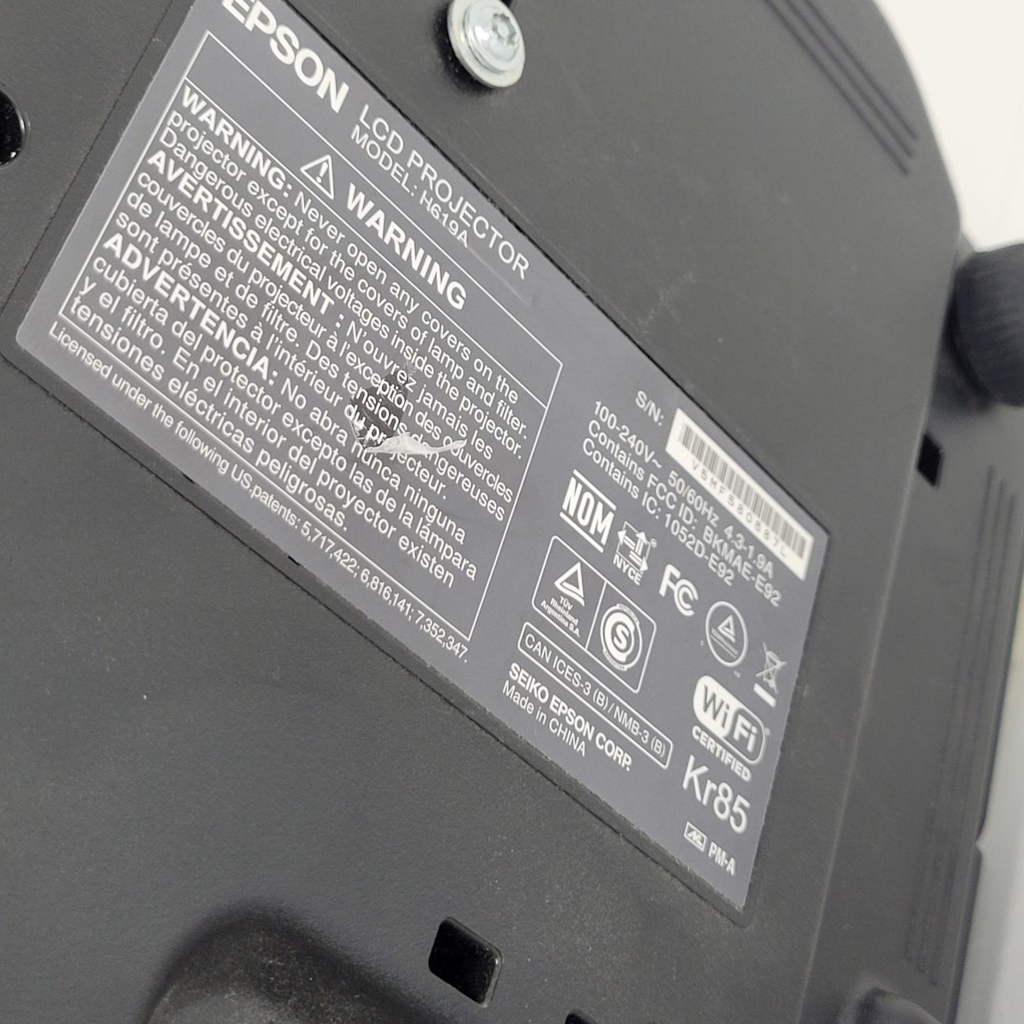 Epson PowerLite 1985WU Projector Less Than 2800 Hours 4800 Lumens 1920x1080 HD