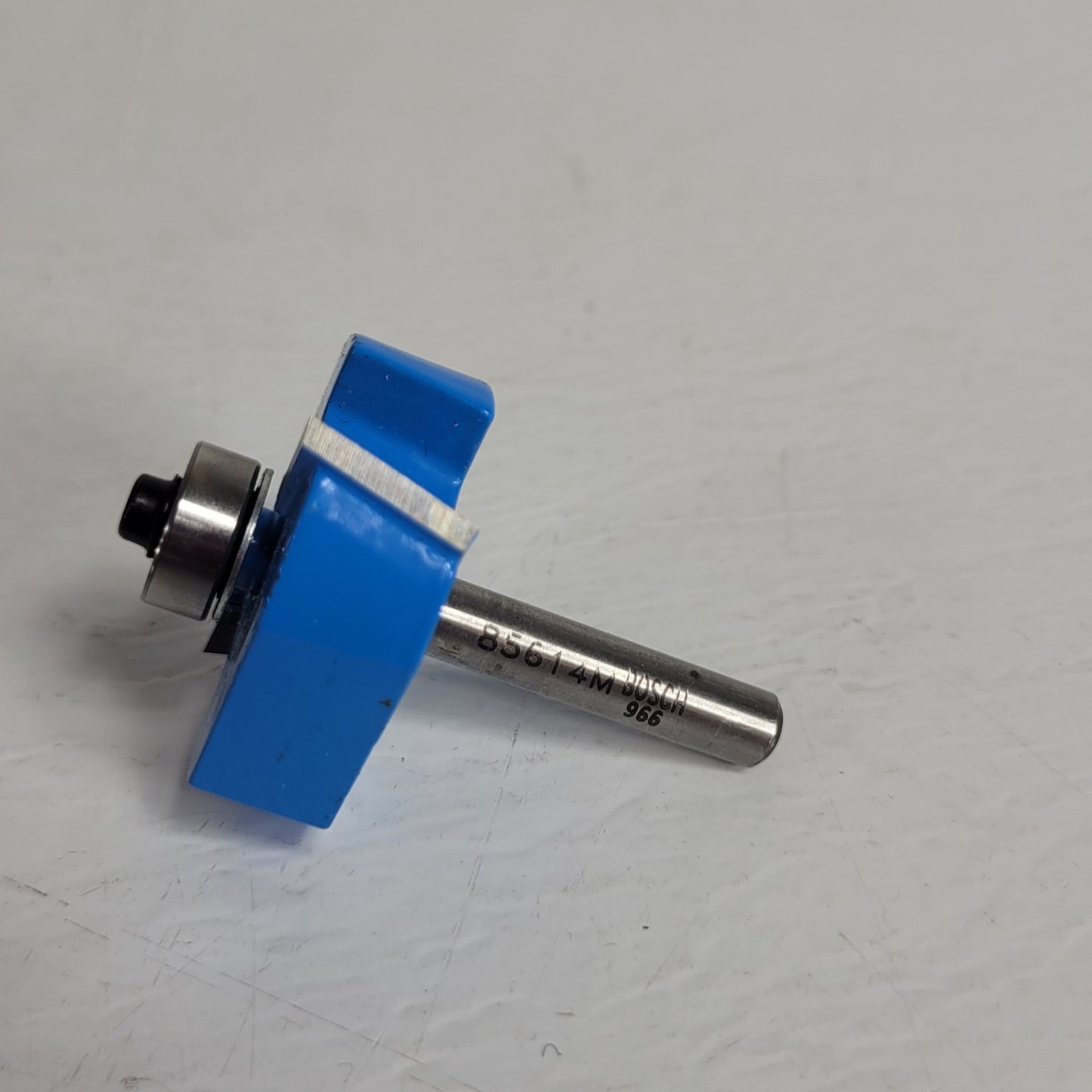 Wooden Router Bit Box with Six 1/4" Router Bits Bosch 1-1/2-in Rabbeting Bit