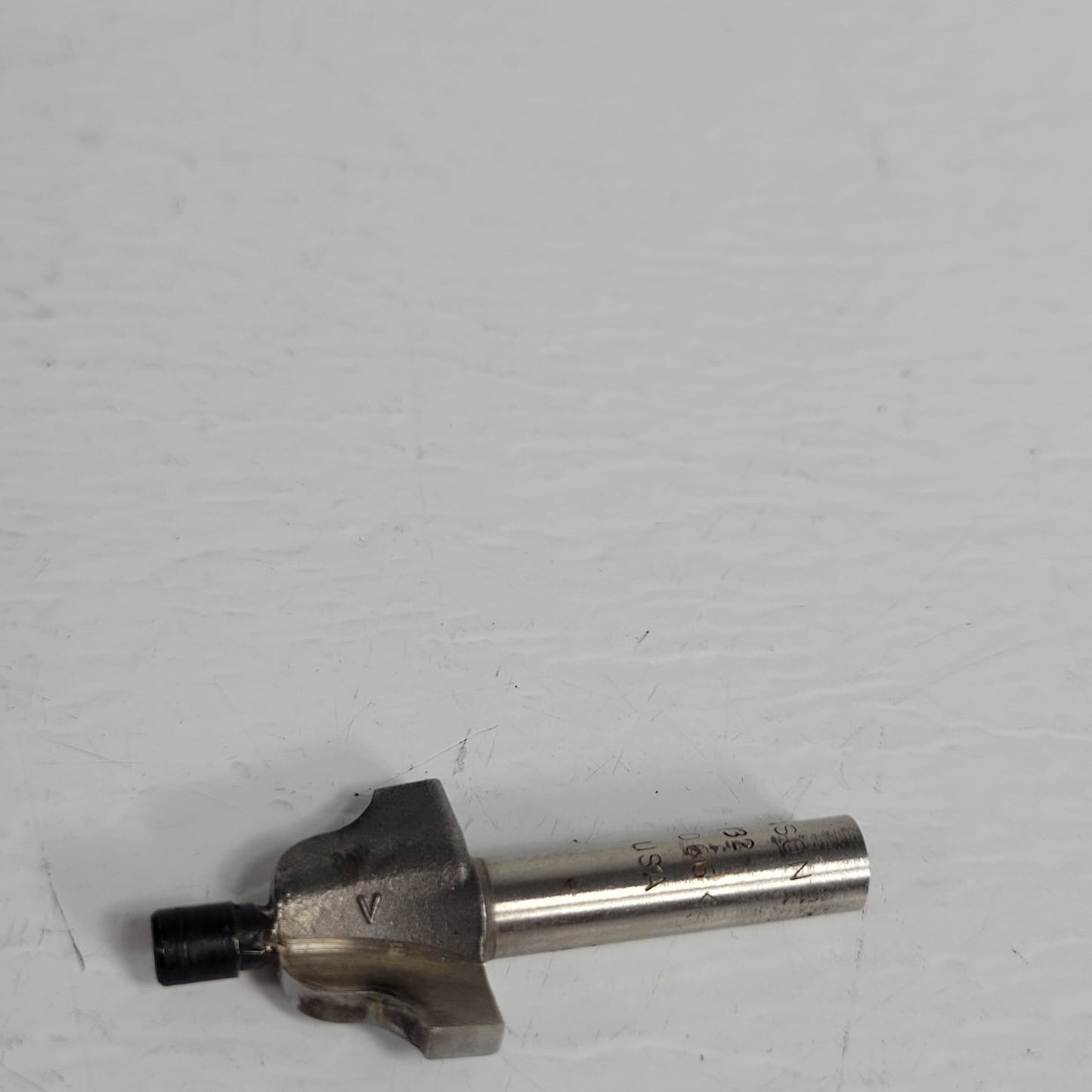 Wooden Router Bit Box with Six 1/4" Router Bits Bosch 1-1/2-in Rabbeting Bit