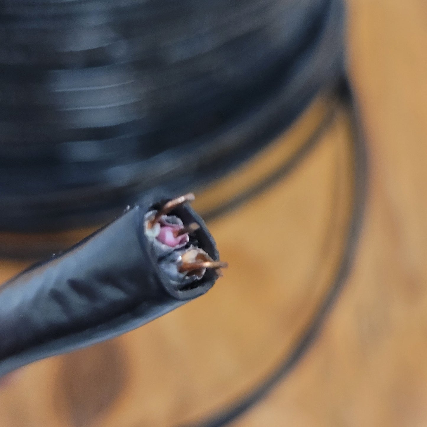 PRICE PER FOOT- Ericsson Hitemp Wires 22 AWG CL2 Shieled UL 4716748 Copper Cable