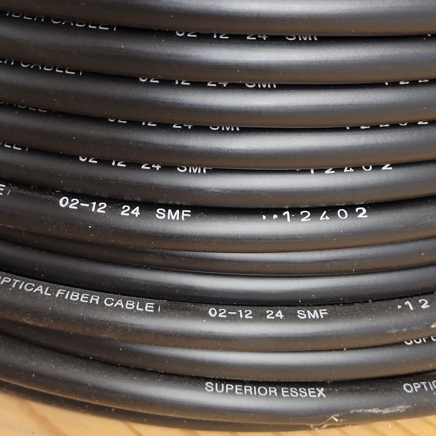 PRICE PER FOOT- Superior Essex Optical Fiber Communications Cable 02-12 24 SMF