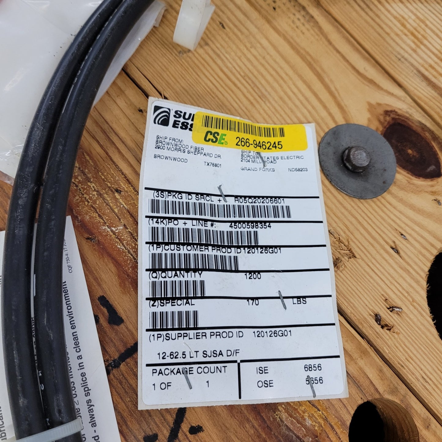 PRICE PER FOOT- Superior Essex OSP Fiber Optical Cable 04-05 12 MMF 62.5 Comm