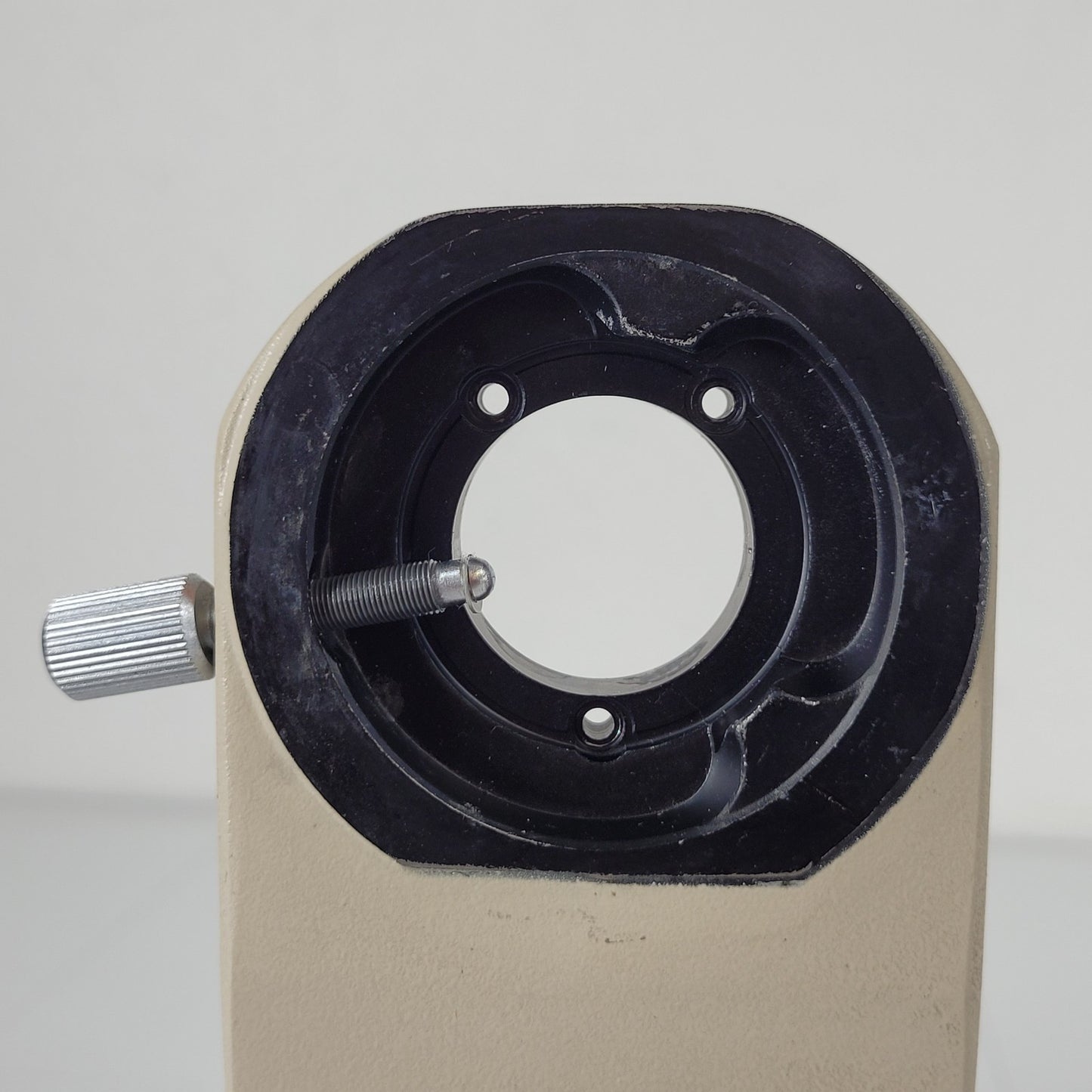 Olympus BH-2 BHTU Microscope Frame Arm w/ Course & Fine Adjustment Knobs 237577