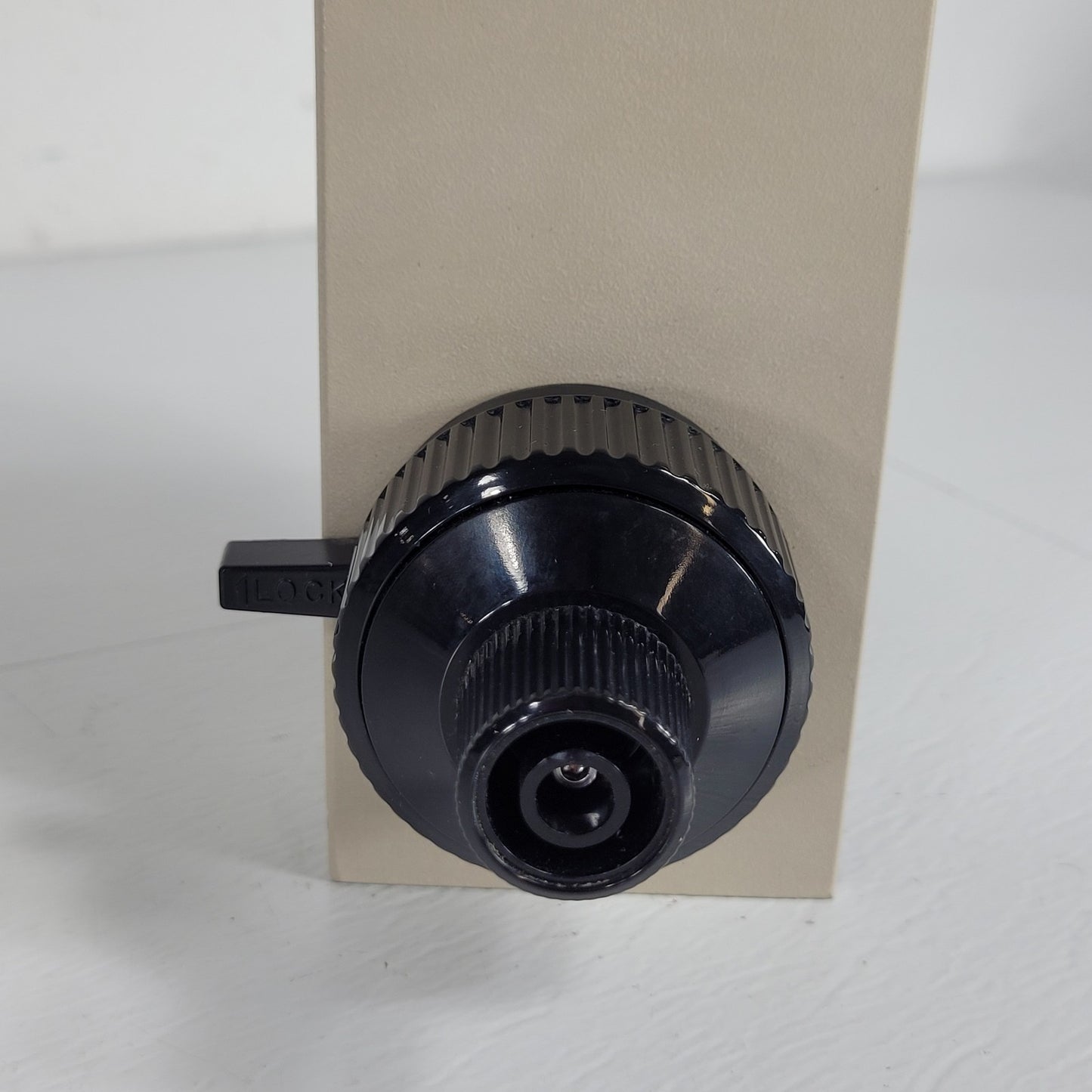 Olympus BH-2 BHTU Microscope Frame Arm w/ Course & Fine Adjustment Knobs 237577