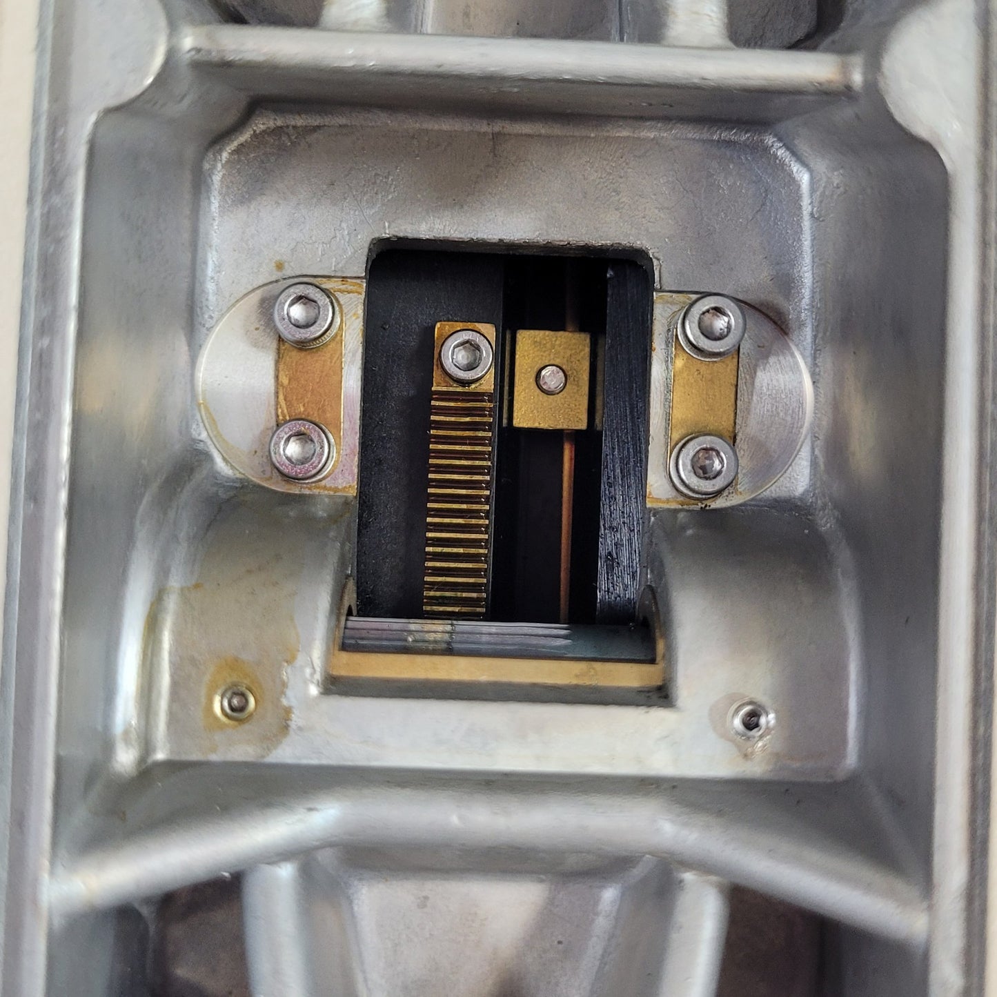 Olympus BH-2 BHTU Microscope Frame Arm w/ Course & Fine Adjustment Knobs 237577