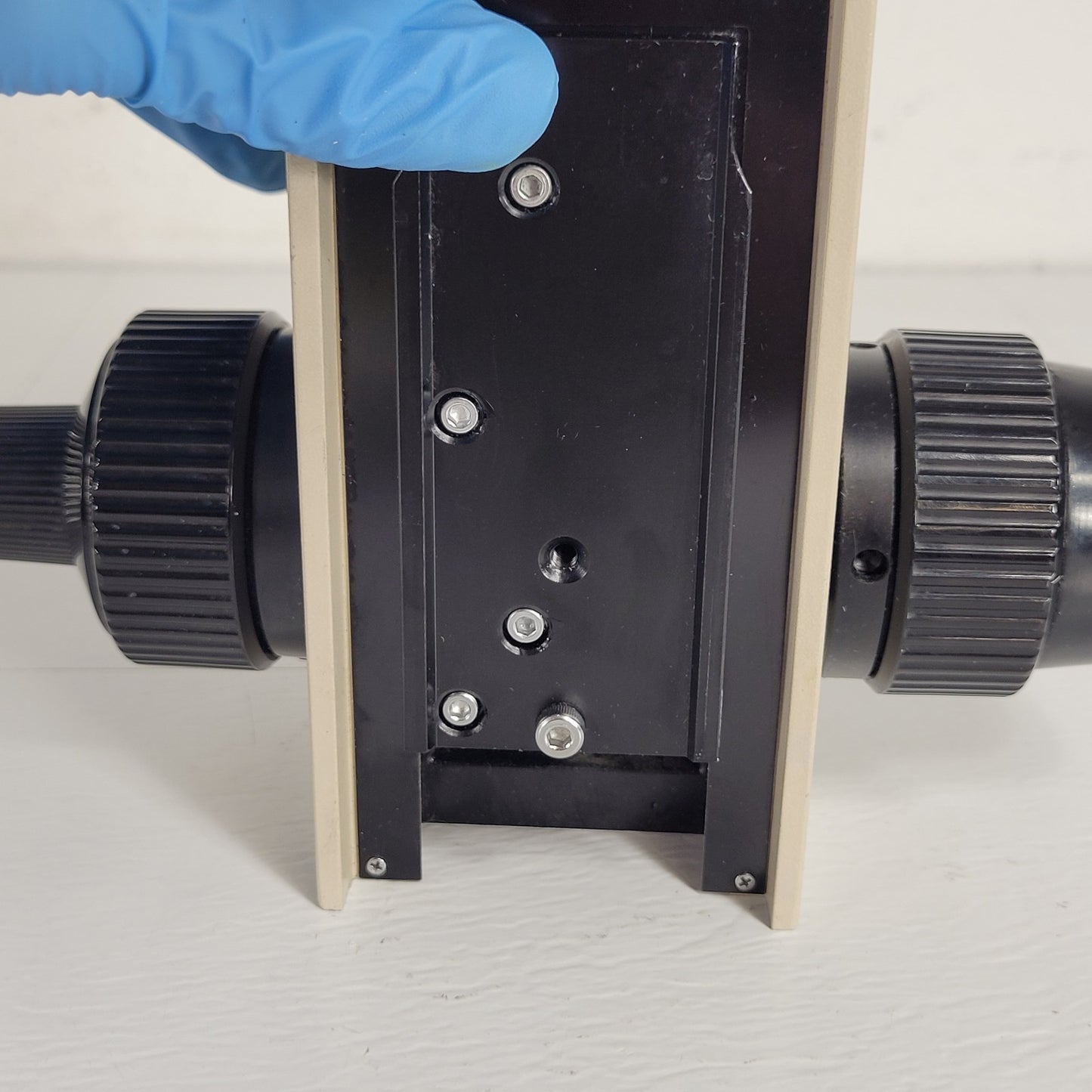 Olympus BH-2 BHTU Microscope Frame Arm w/ Course & Fine Adjustment Knobs 237577