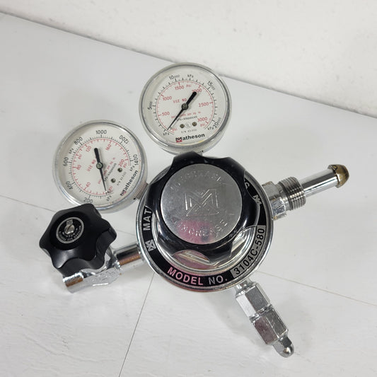 Matheson Gas Products Regulator 3104C-580 CGA-580 LMF 4373P Gauge Valve
