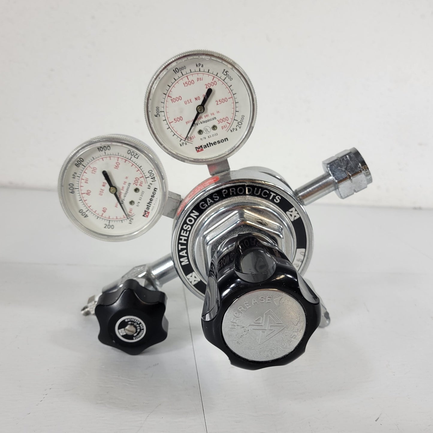 Matheson Gas Products Regulator 3104C-350 CGA-350 LMF 4373P Gauge Valve