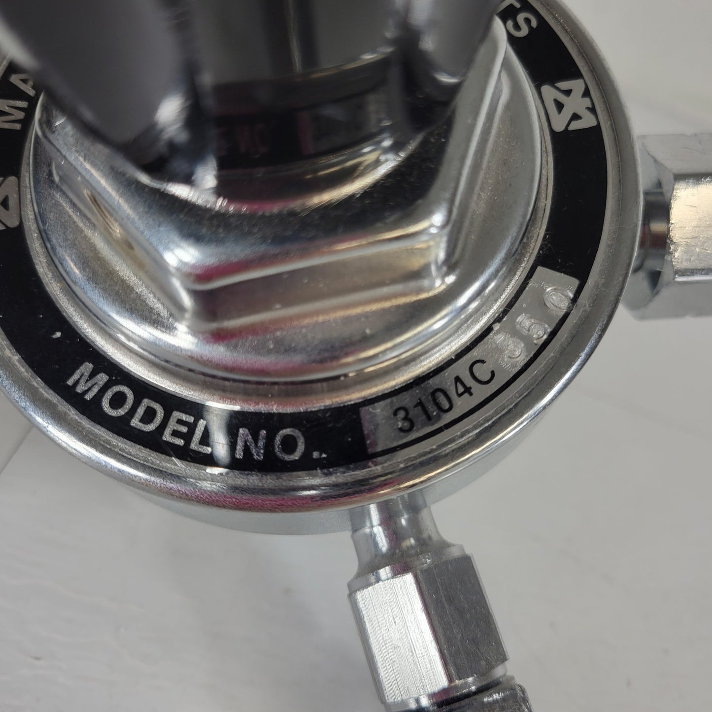 Matheson Gas Products Regulator 3104C-350 CGA-350 LMF 4373P Gauge Valve