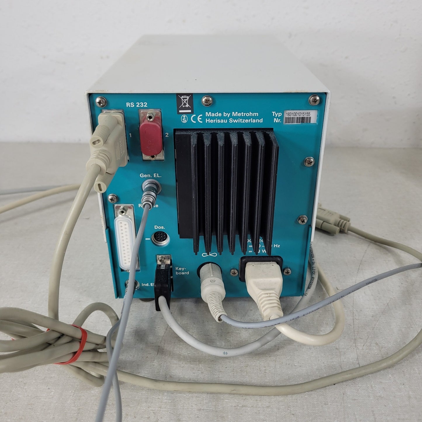 Metrohm 831 KF Coulometer Titration Device and Keyboard w/ 703 Ti Stand