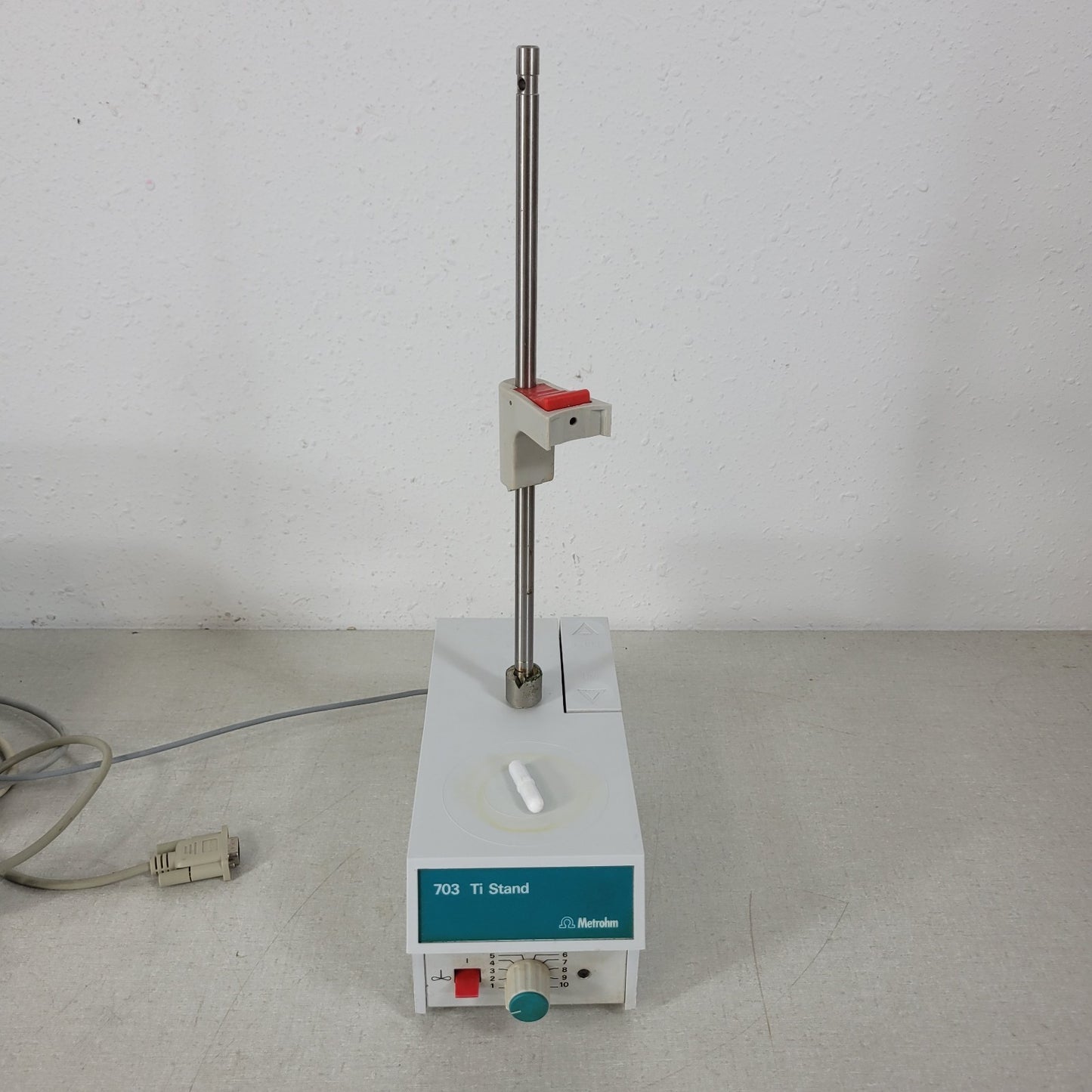 Metrohm 831 KF Coulometer Titration Device and Keyboard w/ 703 Ti Stand