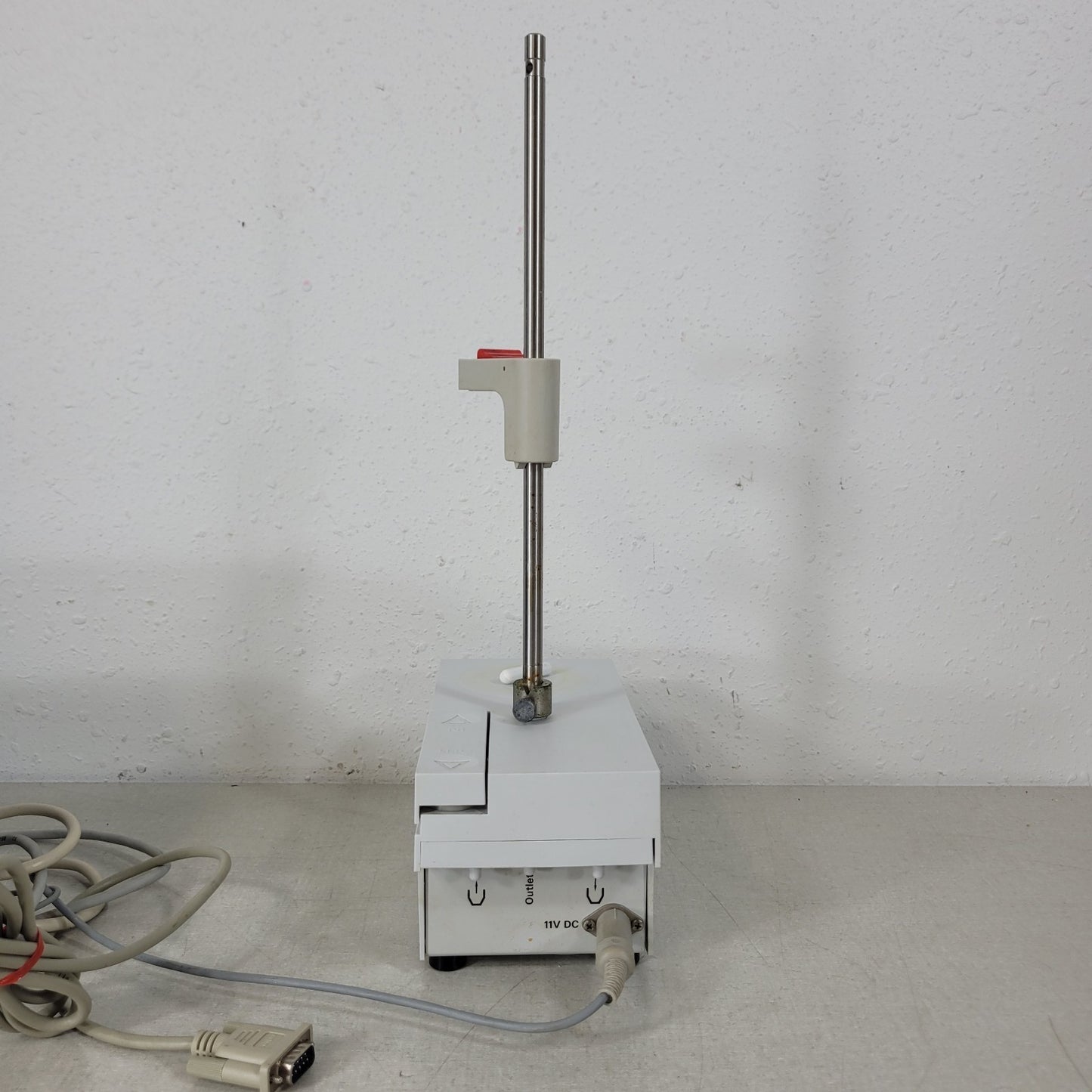 Metrohm 831 KF Coulometer Titration Device and Keyboard w/ 703 Ti Stand